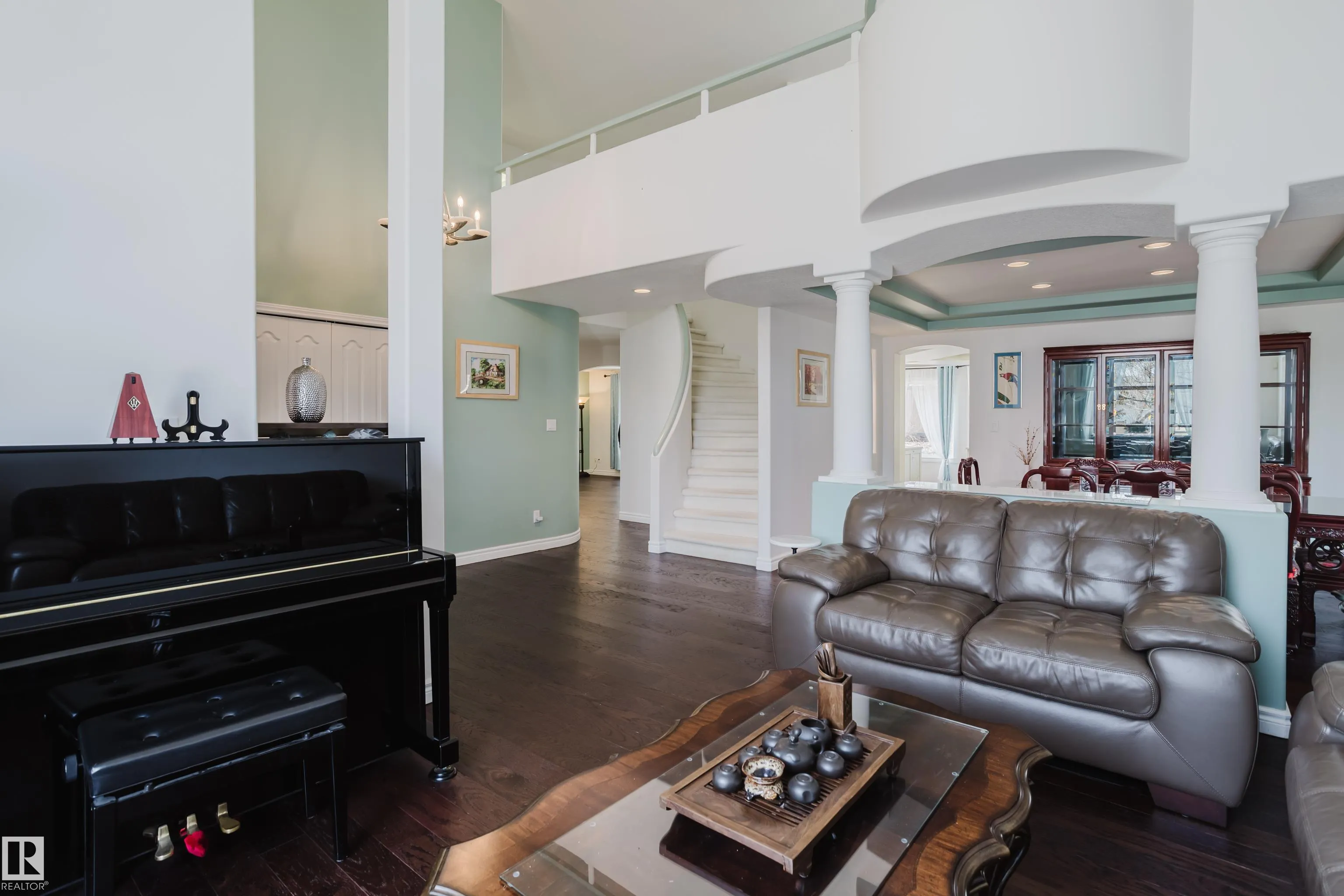 316 BURTON Road