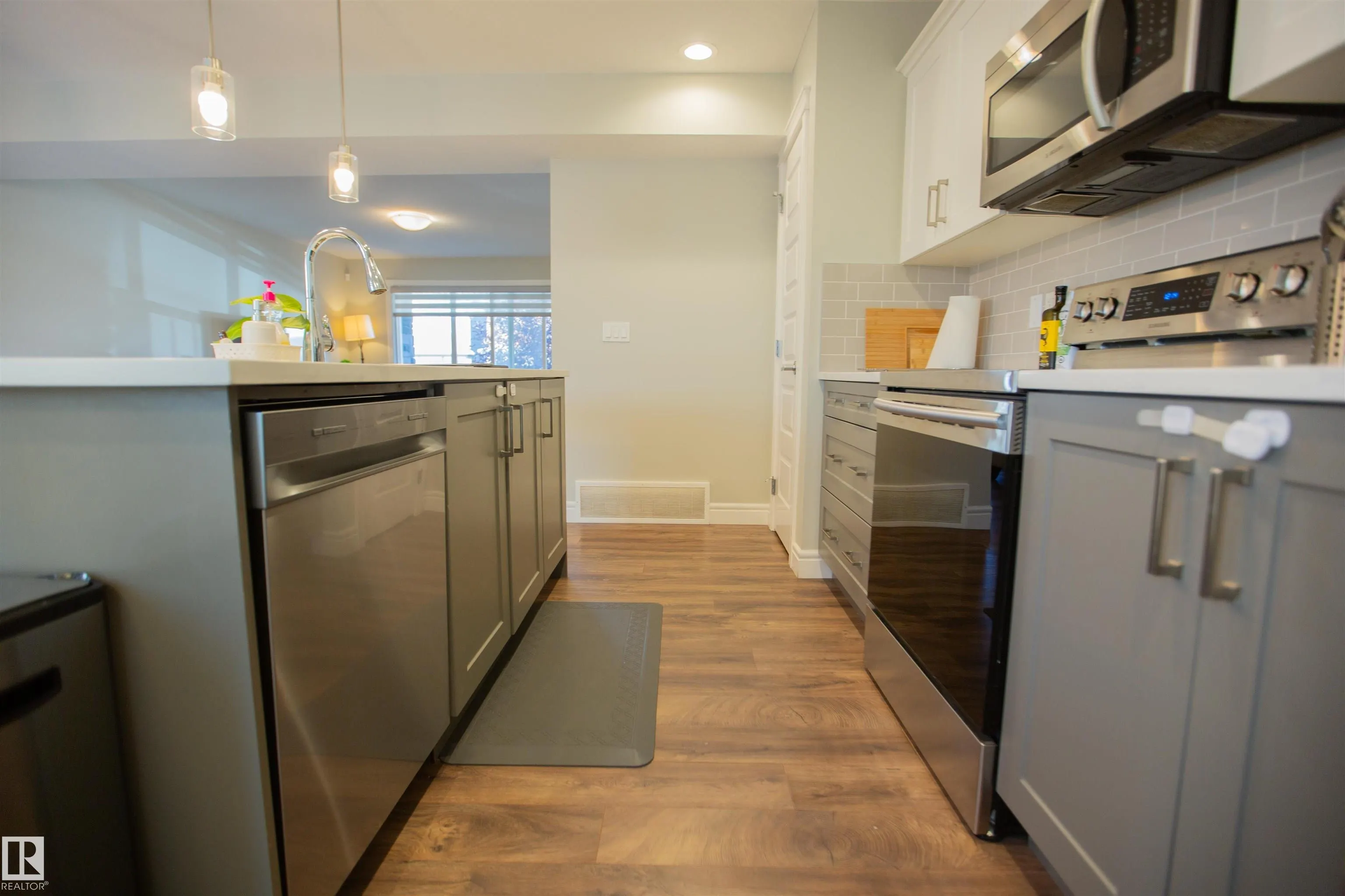 6505 KING Wynd