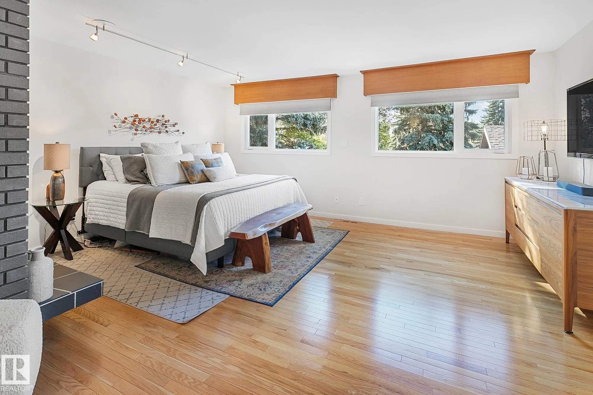 3 QUESNELL Road