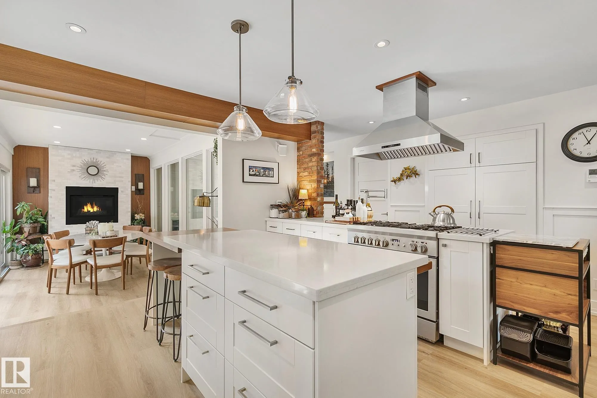 3 QUESNELL Road