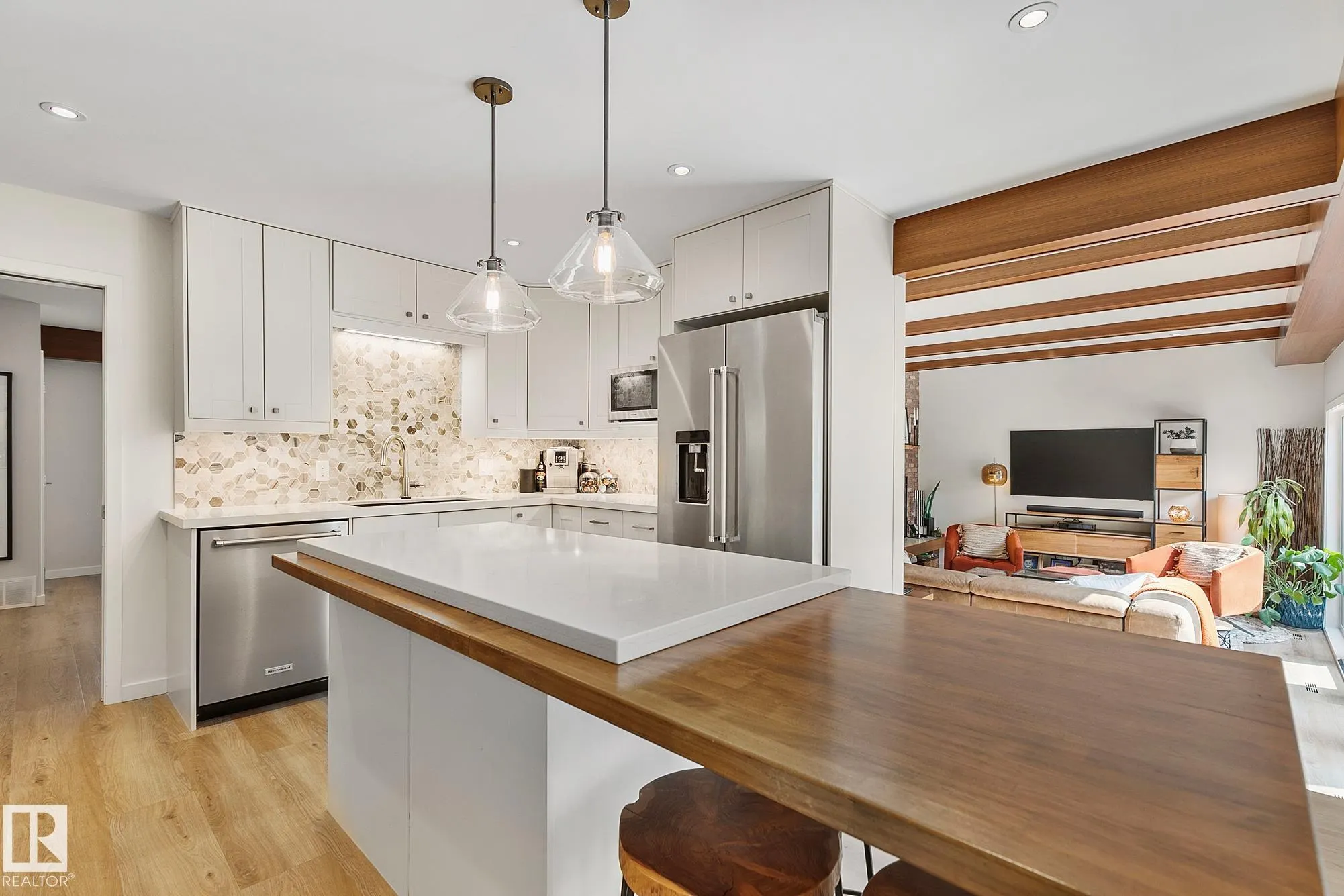 3 QUESNELL Road