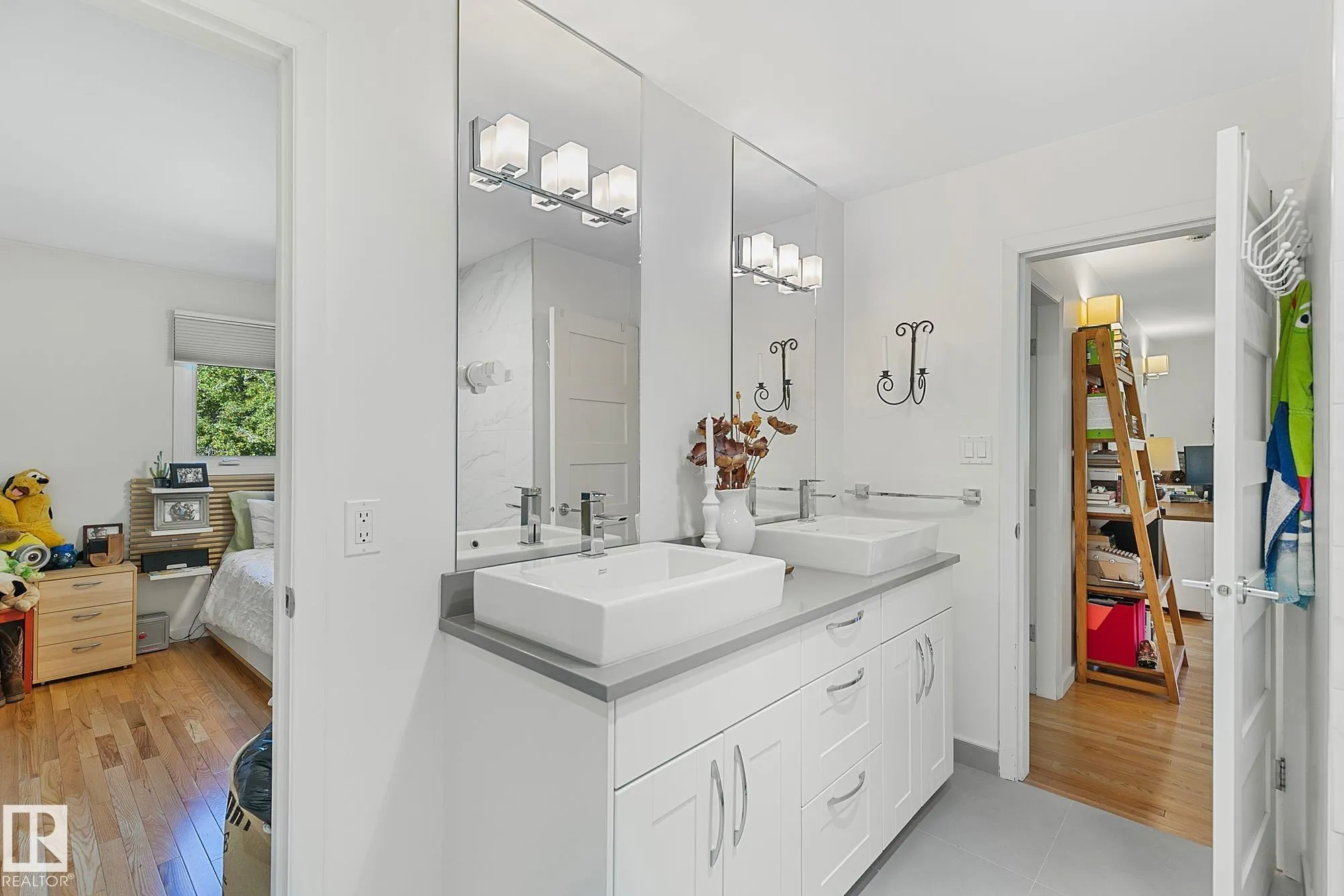 3 QUESNELL Road