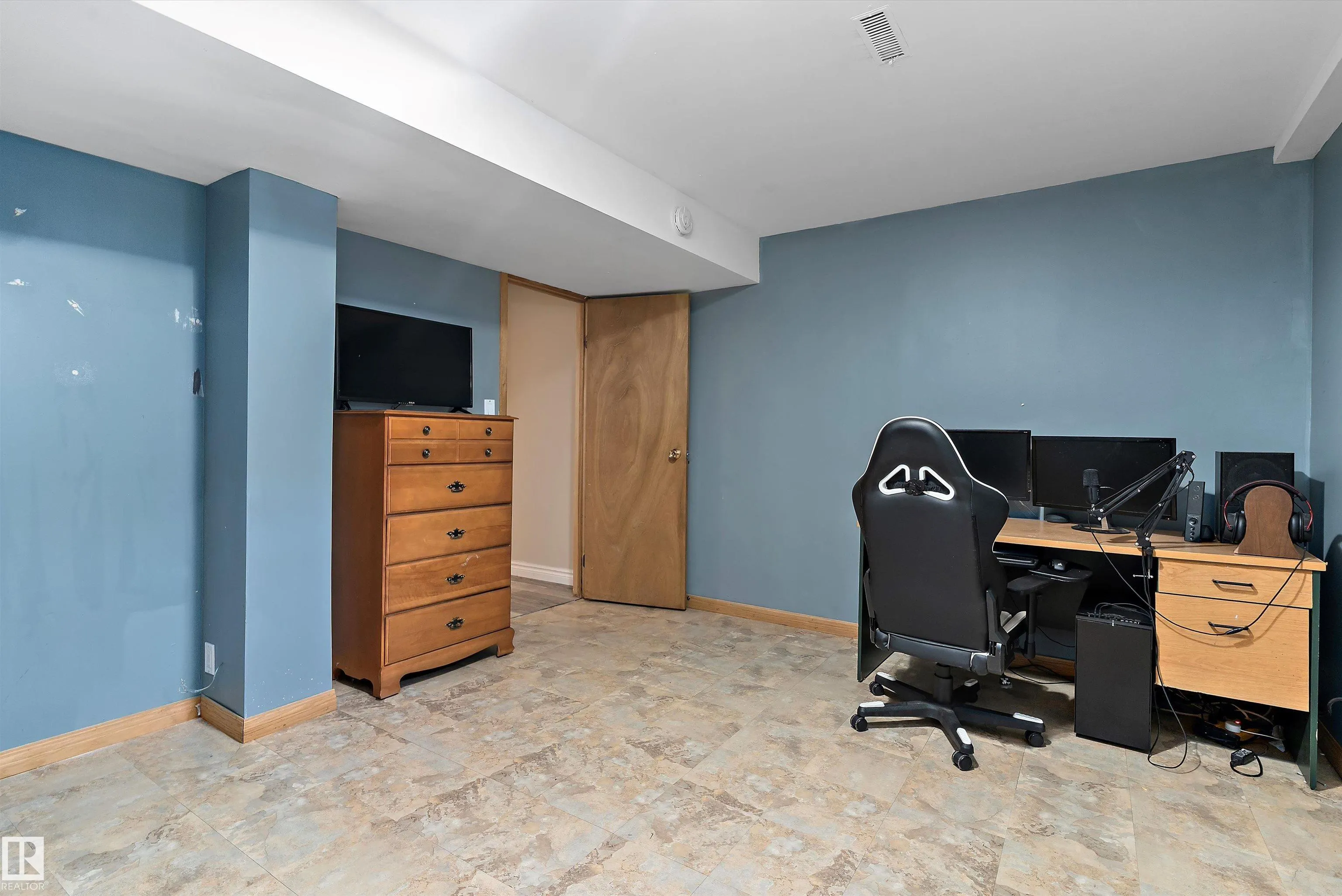 12712 130 Street
