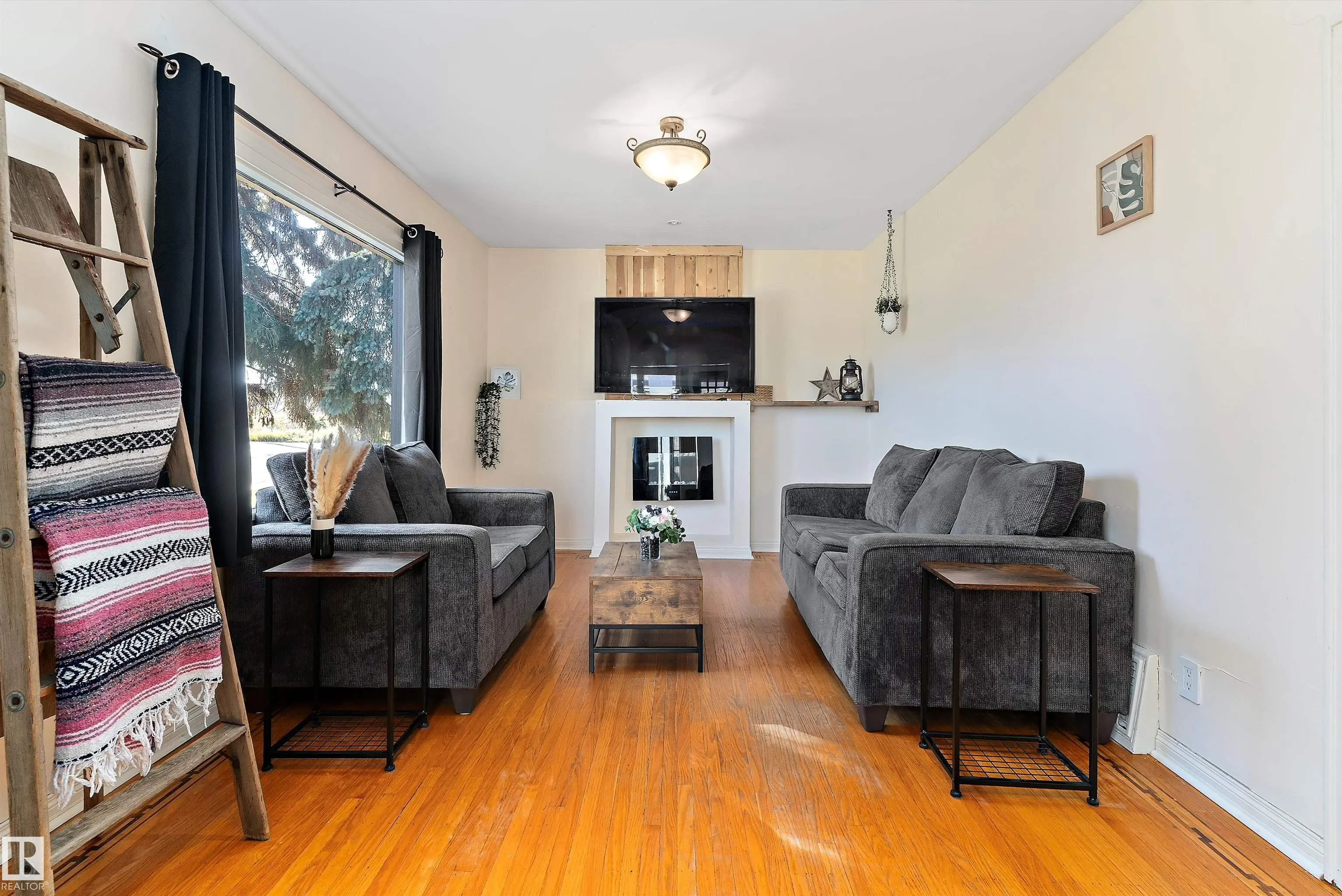 12712 130 Street