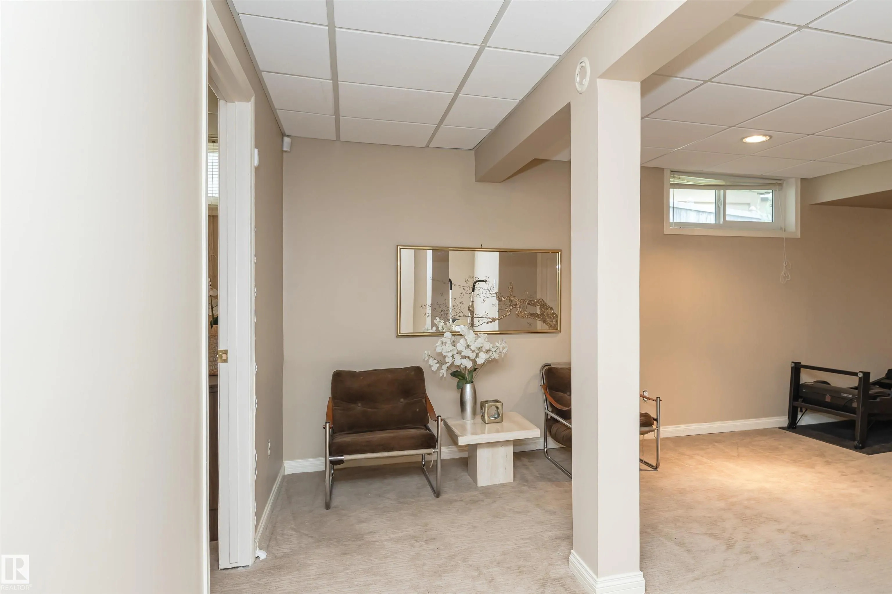 32 WEST POINT Wynd