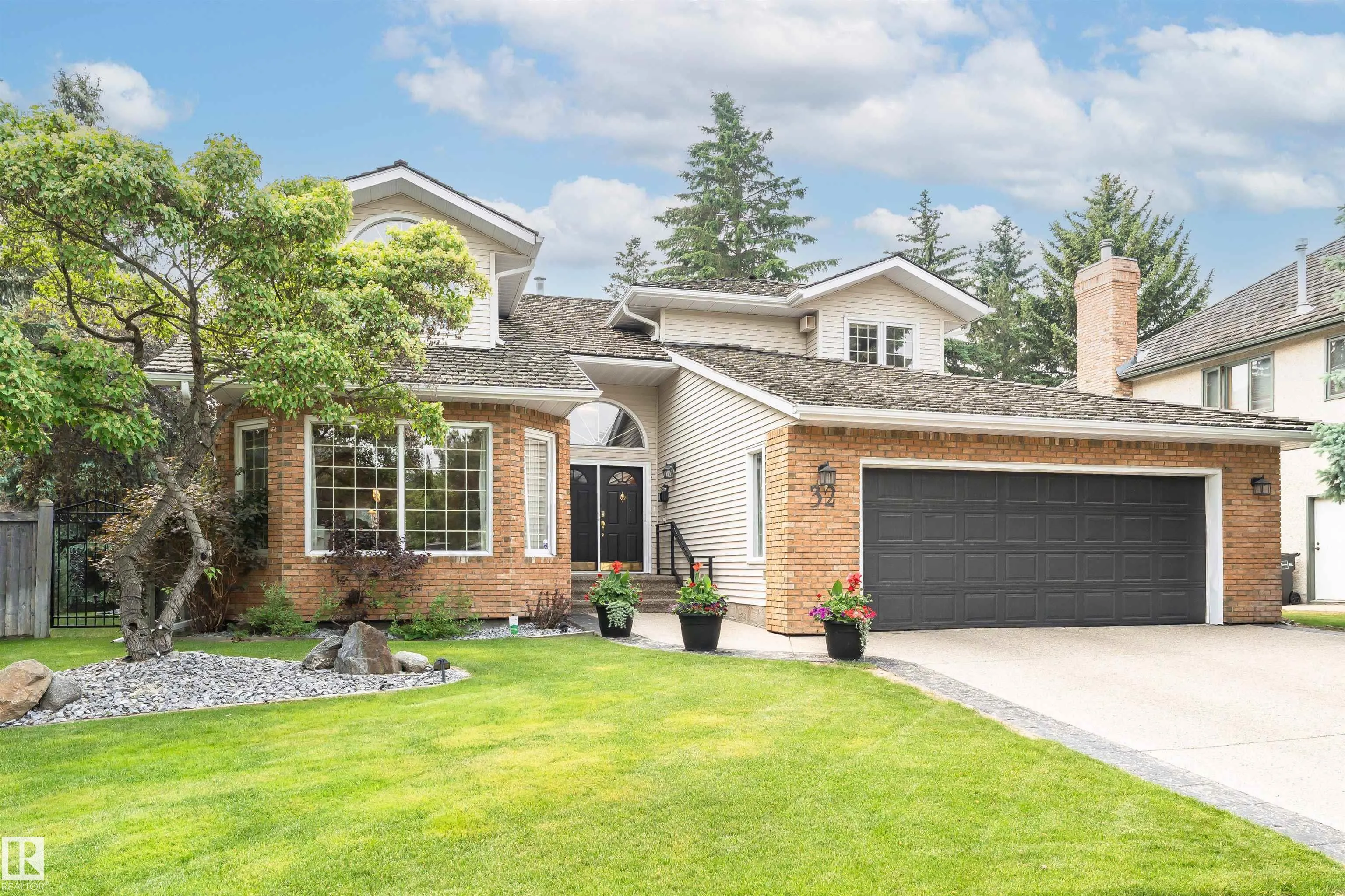 32 WEST POINT Wynd