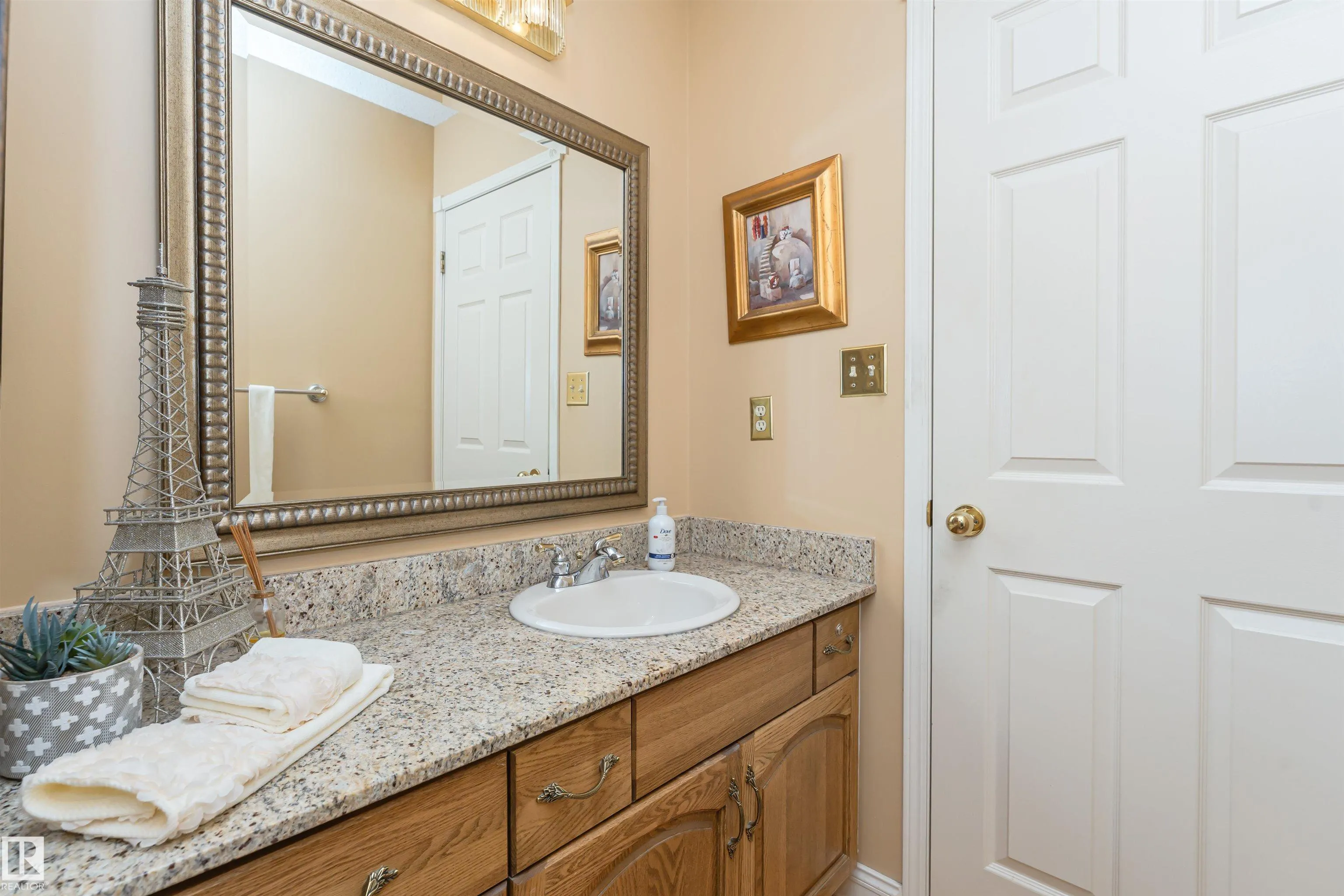 32 WEST POINT Wynd