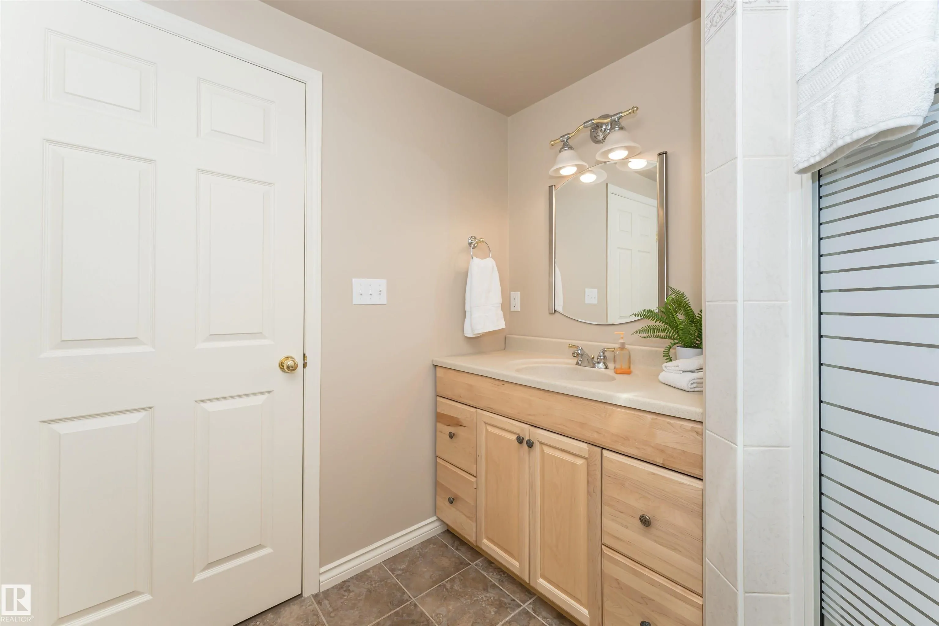 32 WEST POINT Wynd