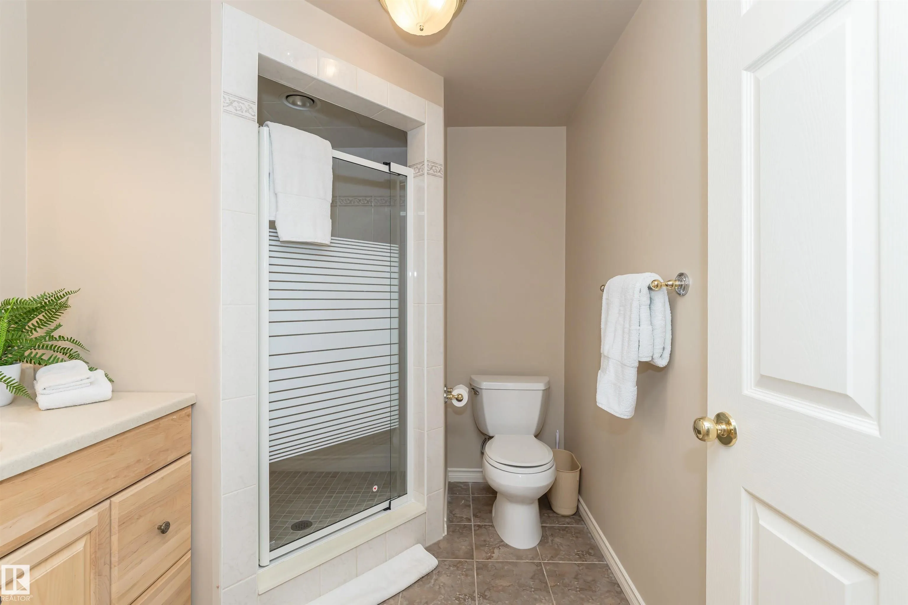 32 WEST POINT Wynd