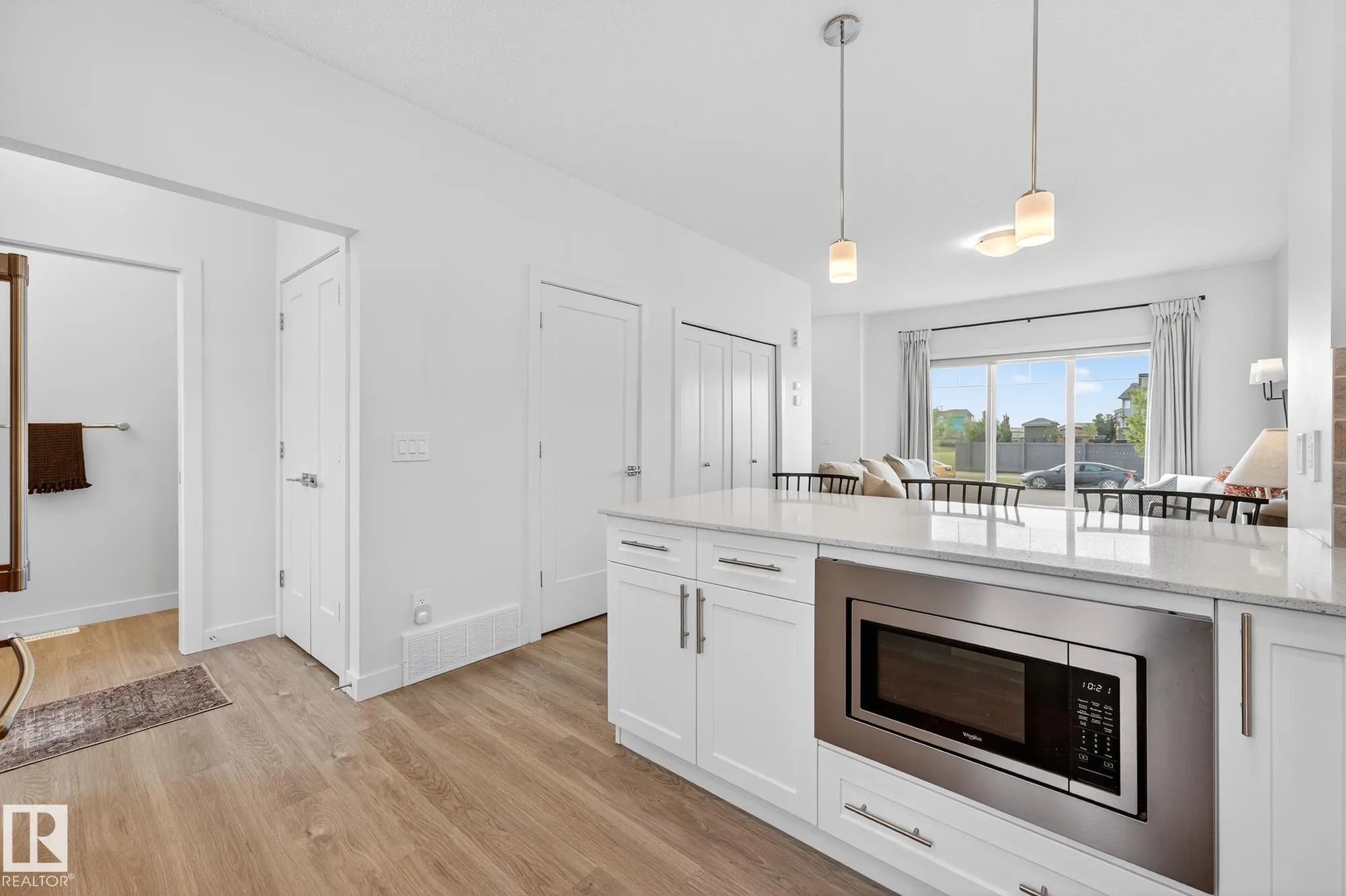 658 BLACK STONE Boulevard