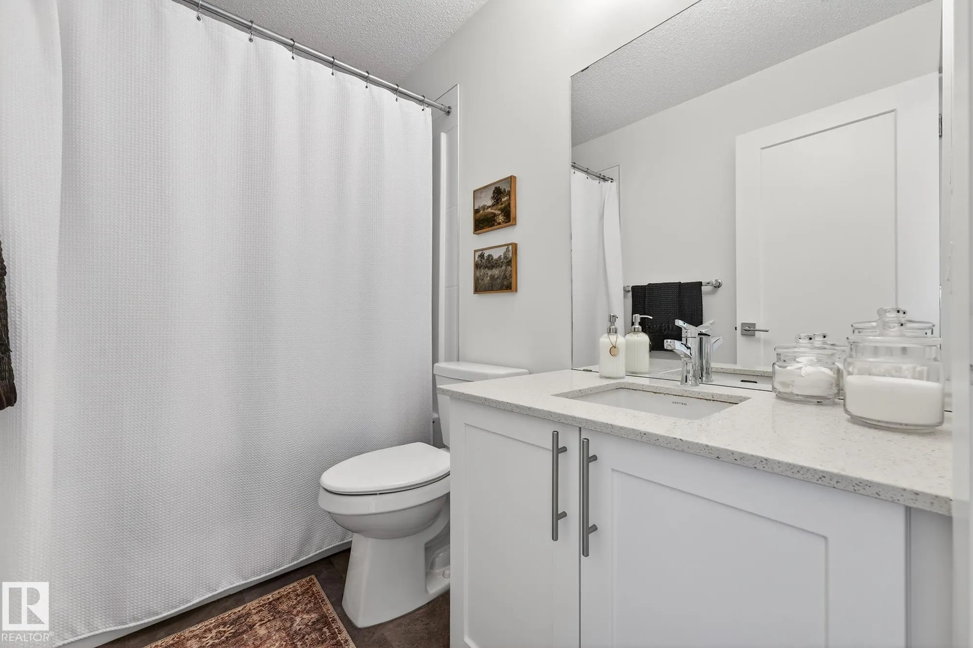 658 BLACK STONE Boulevard