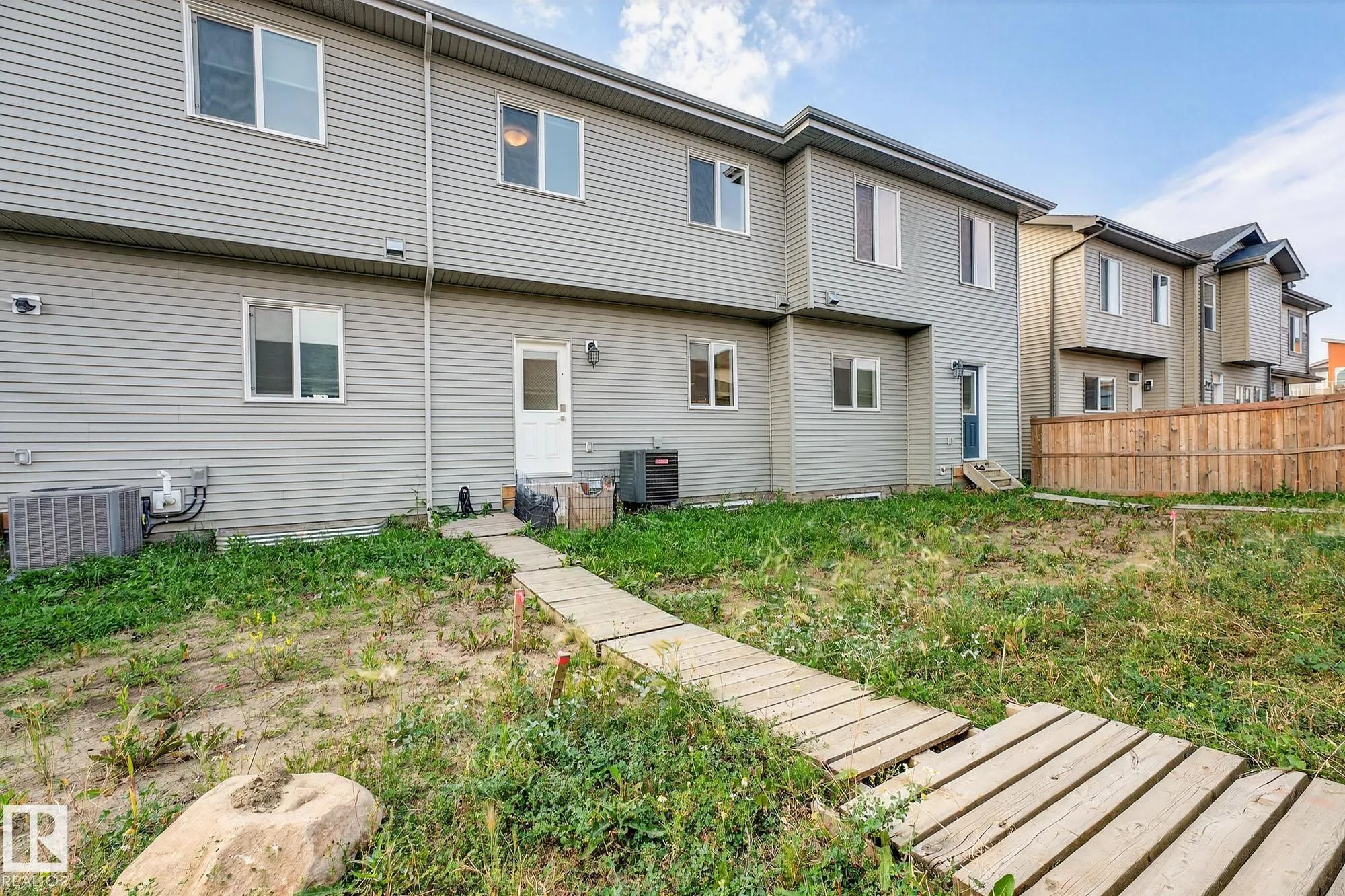 658 BLACK STONE Boulevard