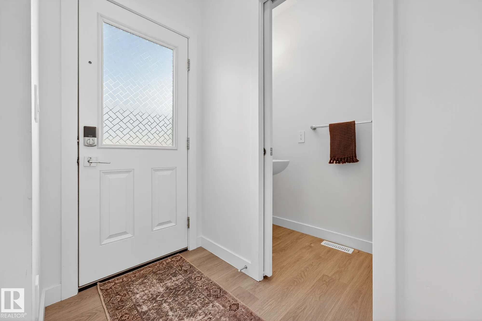 658 BLACK STONE Boulevard