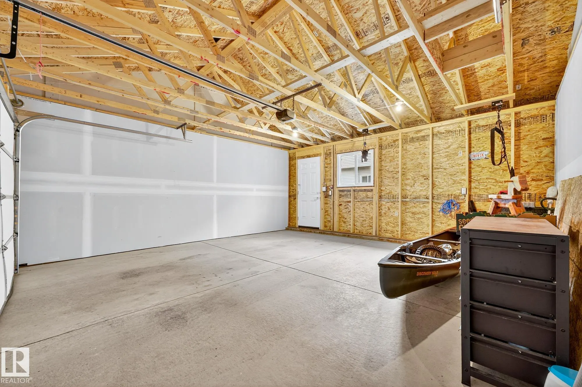 658 BLACK STONE Boulevard