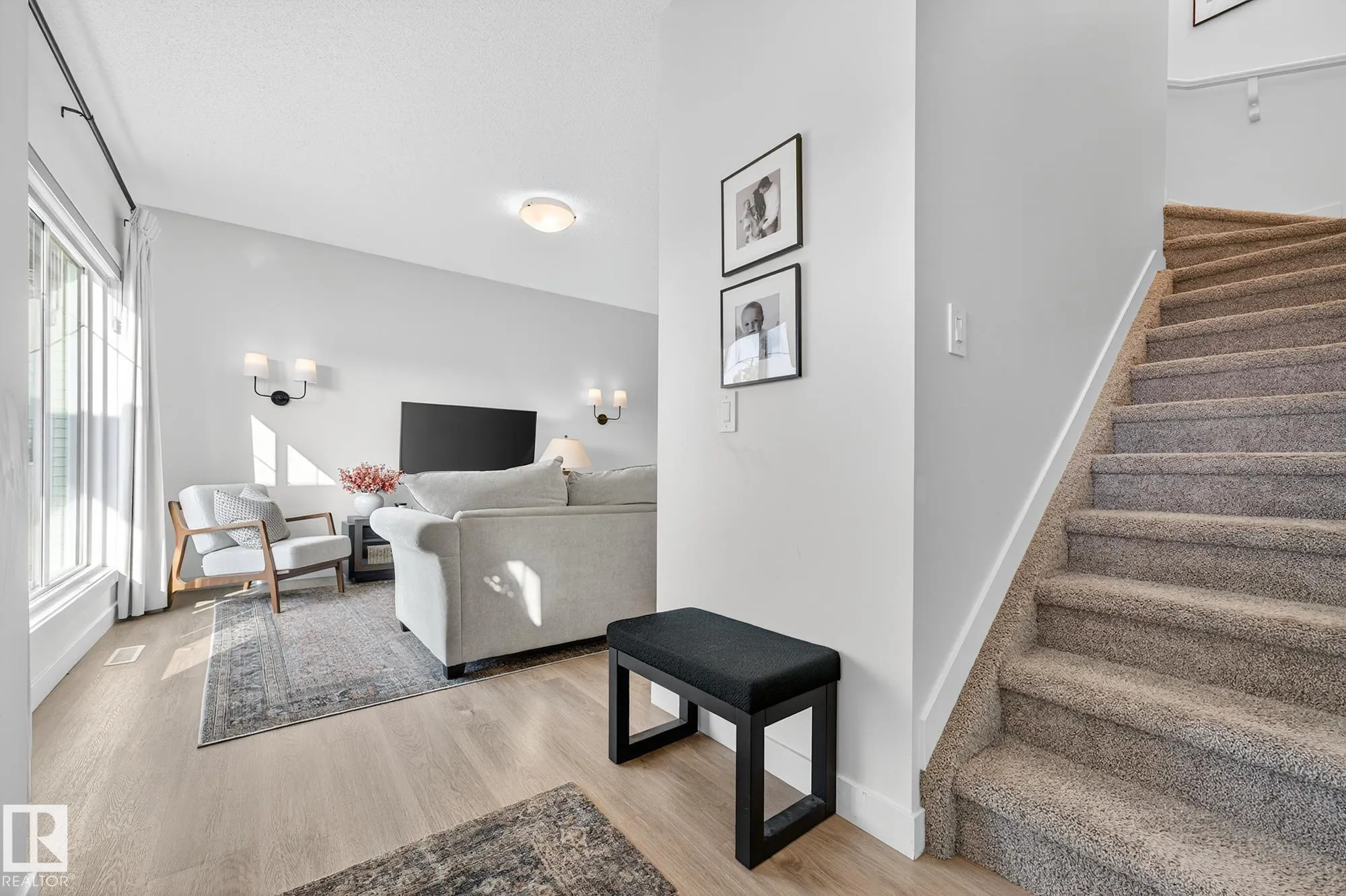 658 BLACK STONE Boulevard