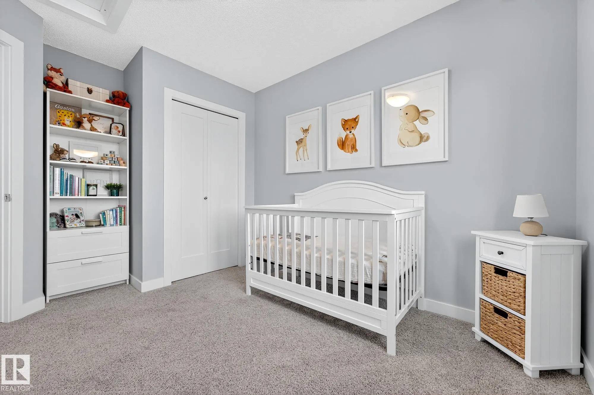 658 BLACK STONE Boulevard