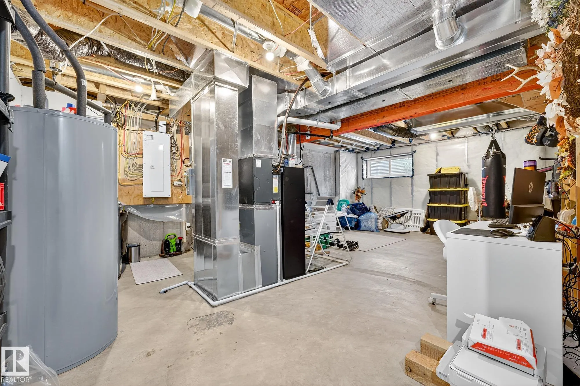 658 BLACK STONE Boulevard