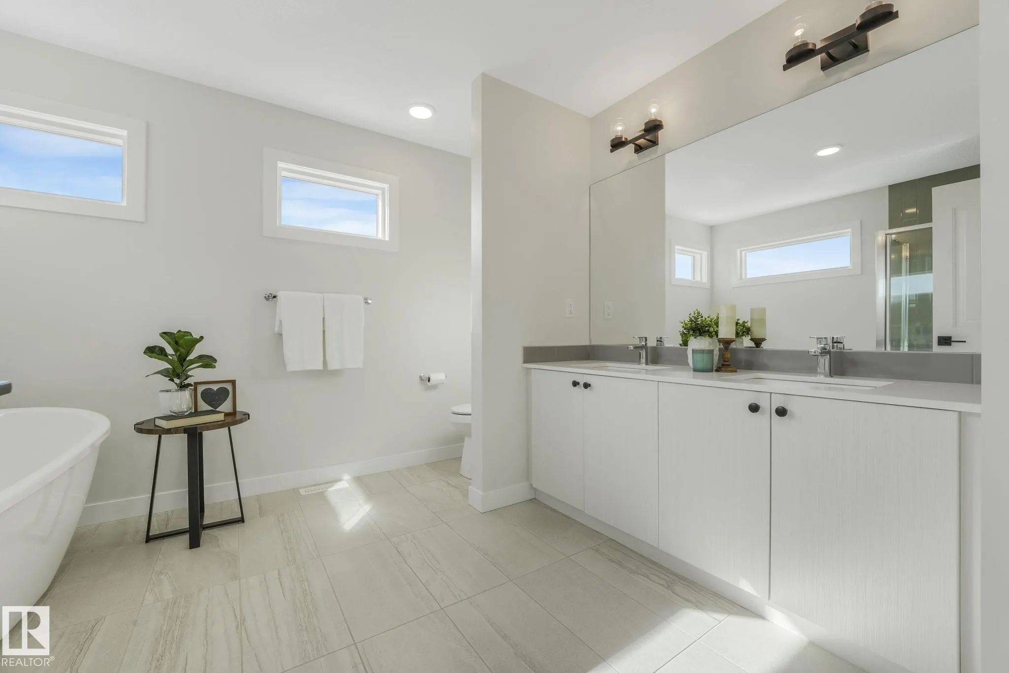 37 SPRINGBROOK Wynd