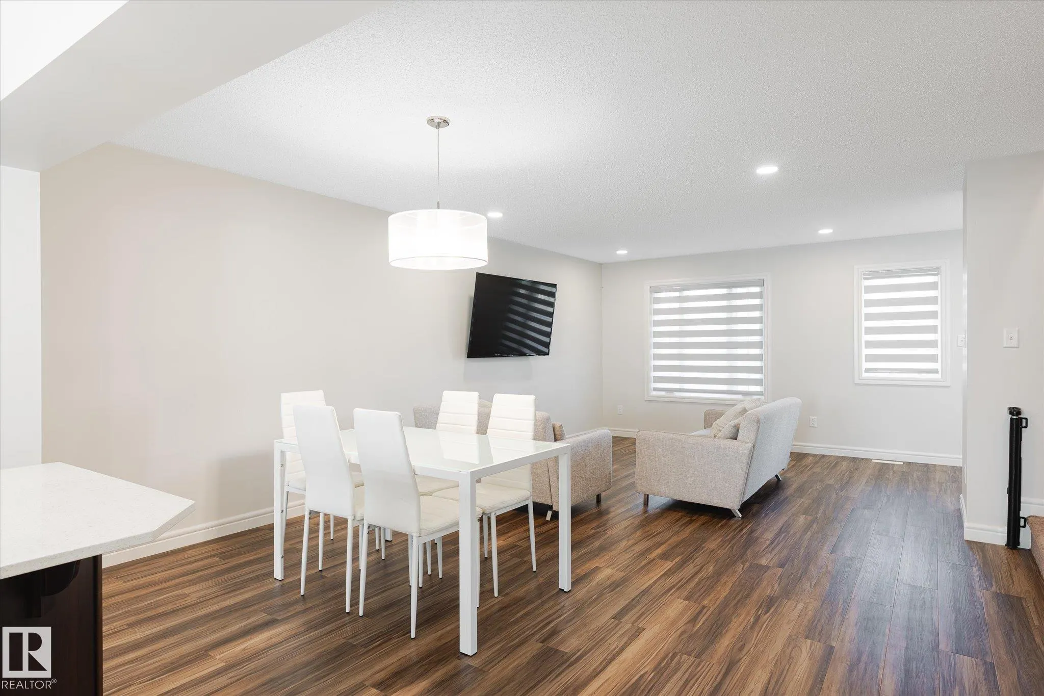2053 GRAYDON HILL Crescent