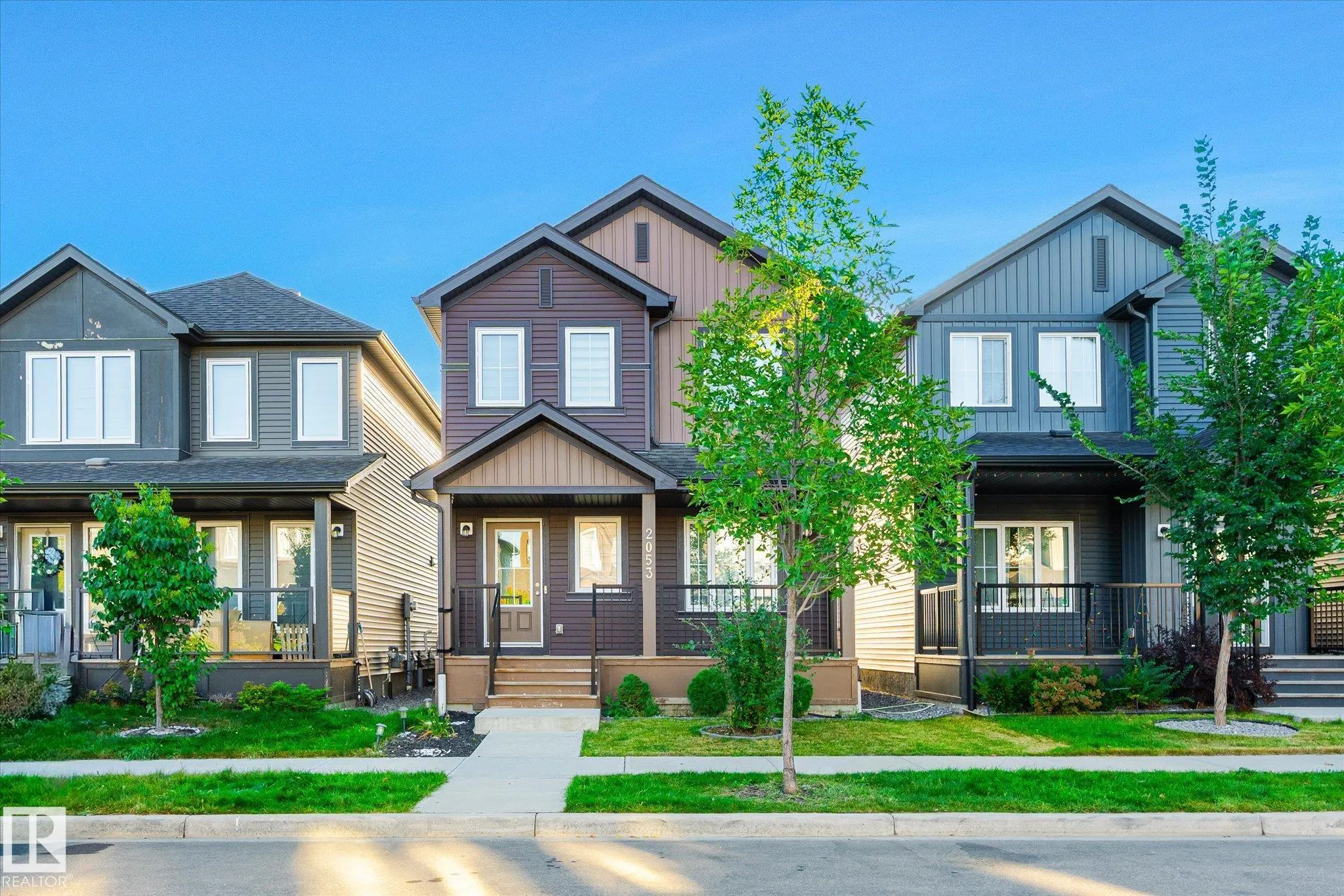 2053 GRAYDON HILL Crescent