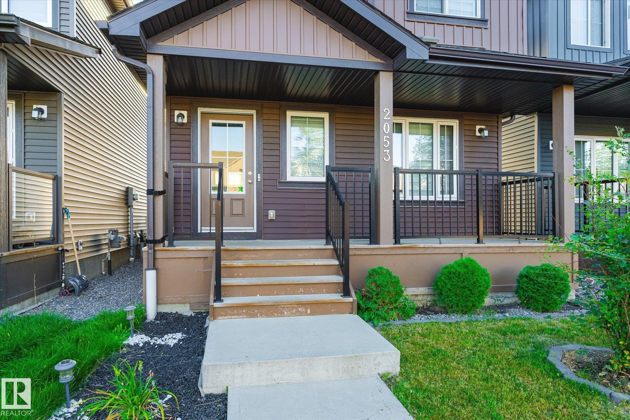 2053 GRAYDON HILL Crescent
