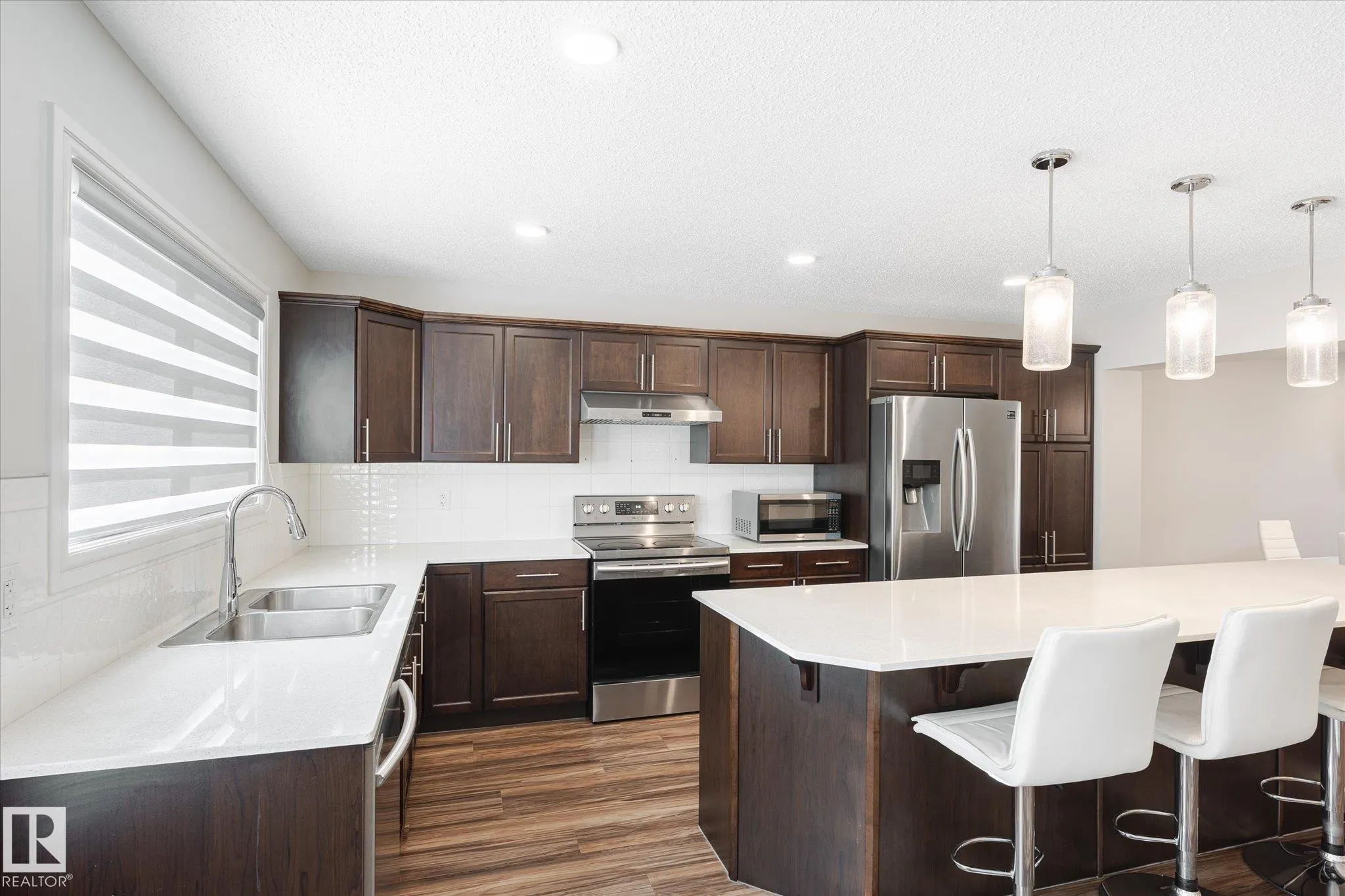 2053 GRAYDON HILL Crescent