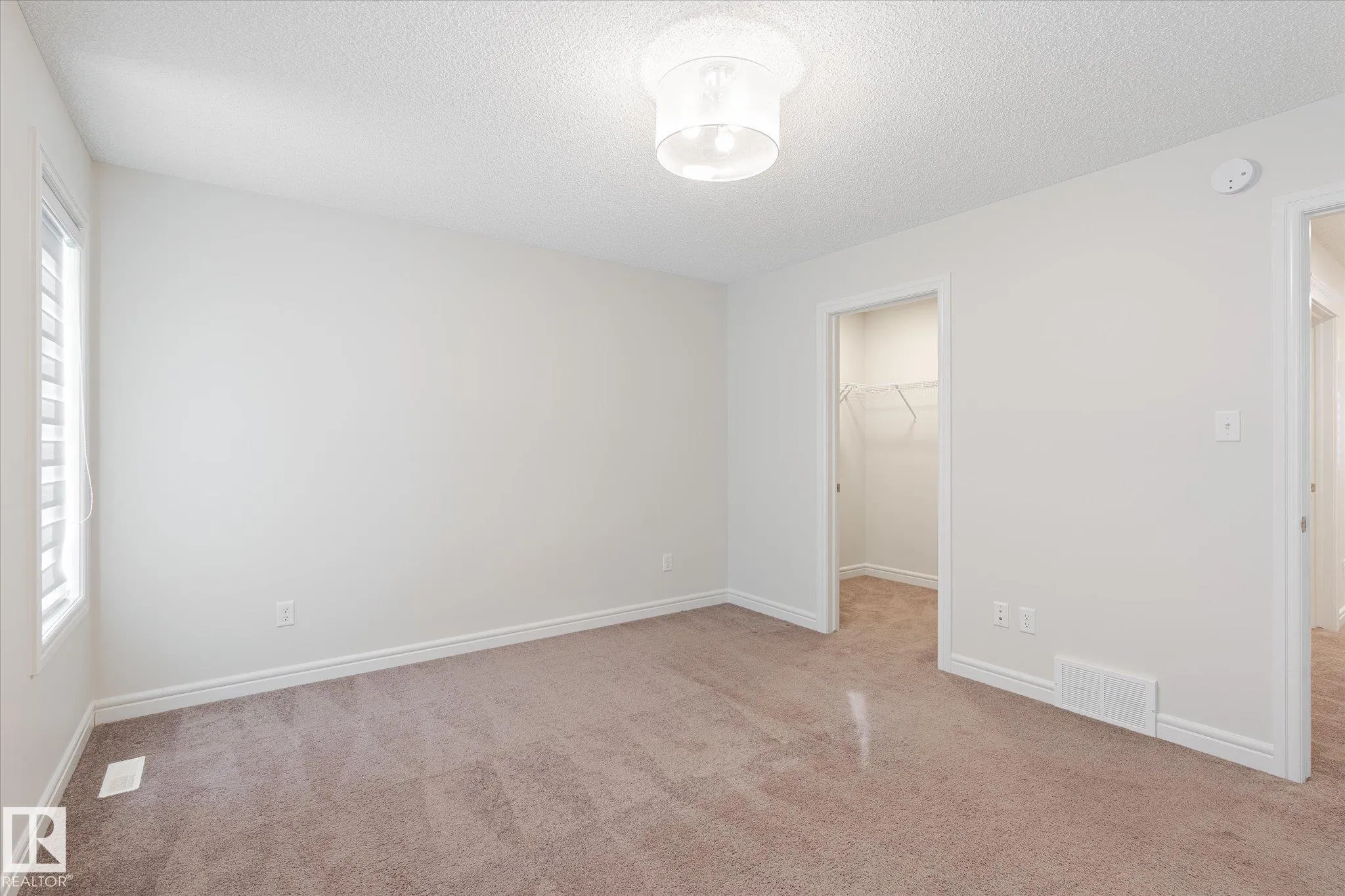 2053 GRAYDON HILL Crescent