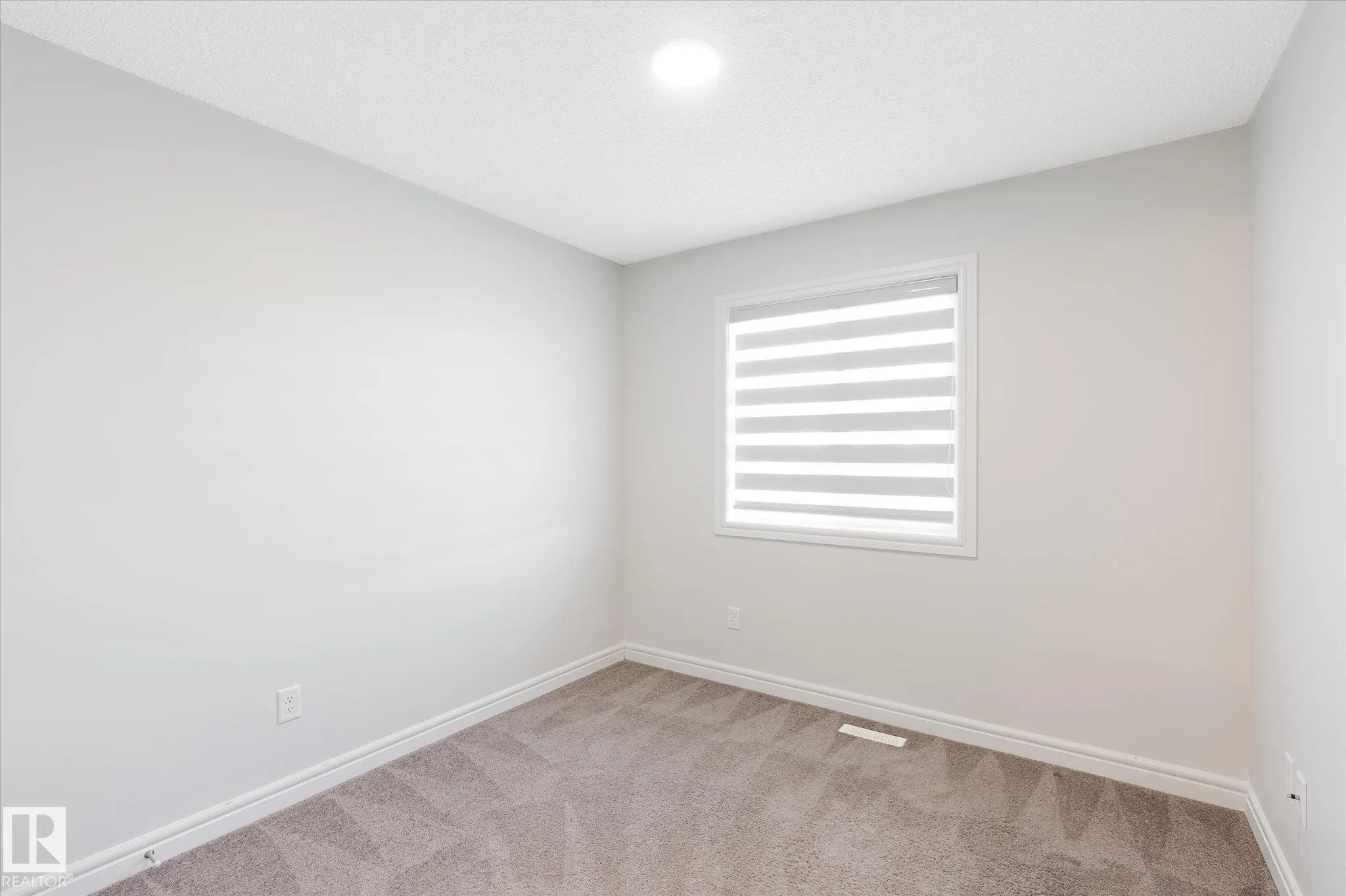 2053 GRAYDON HILL Crescent