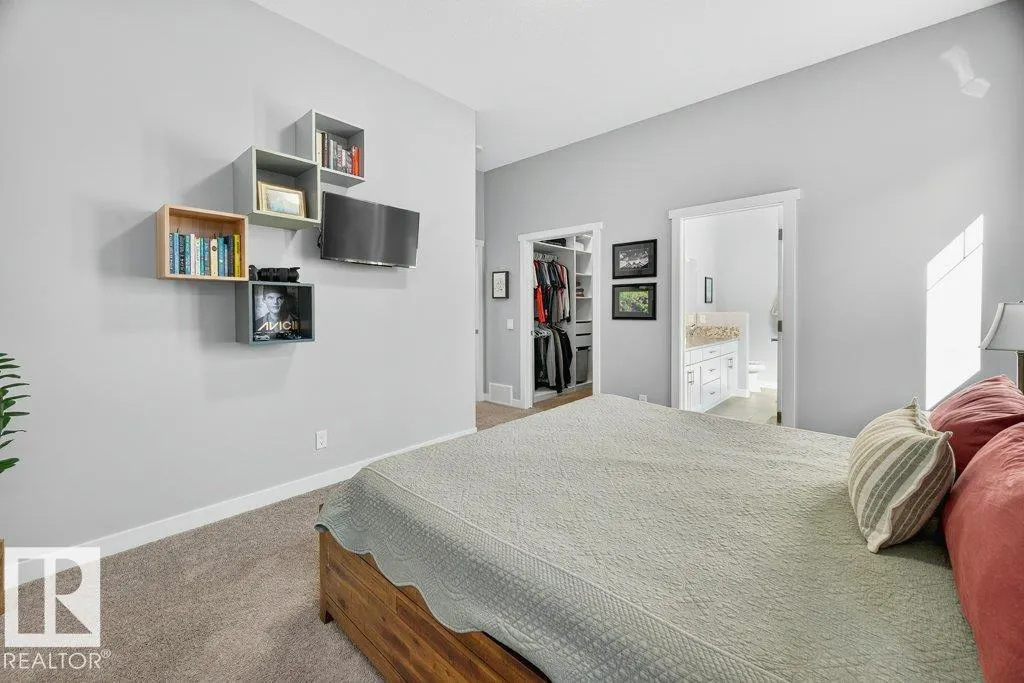 8220 GOURLAY Close