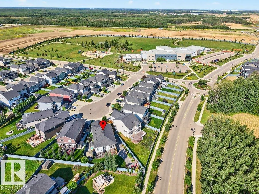 8220 GOURLAY Close