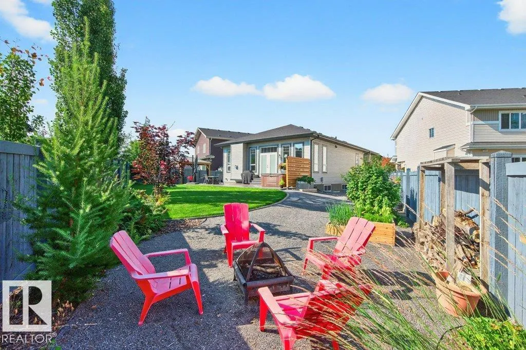 8220 GOURLAY Close