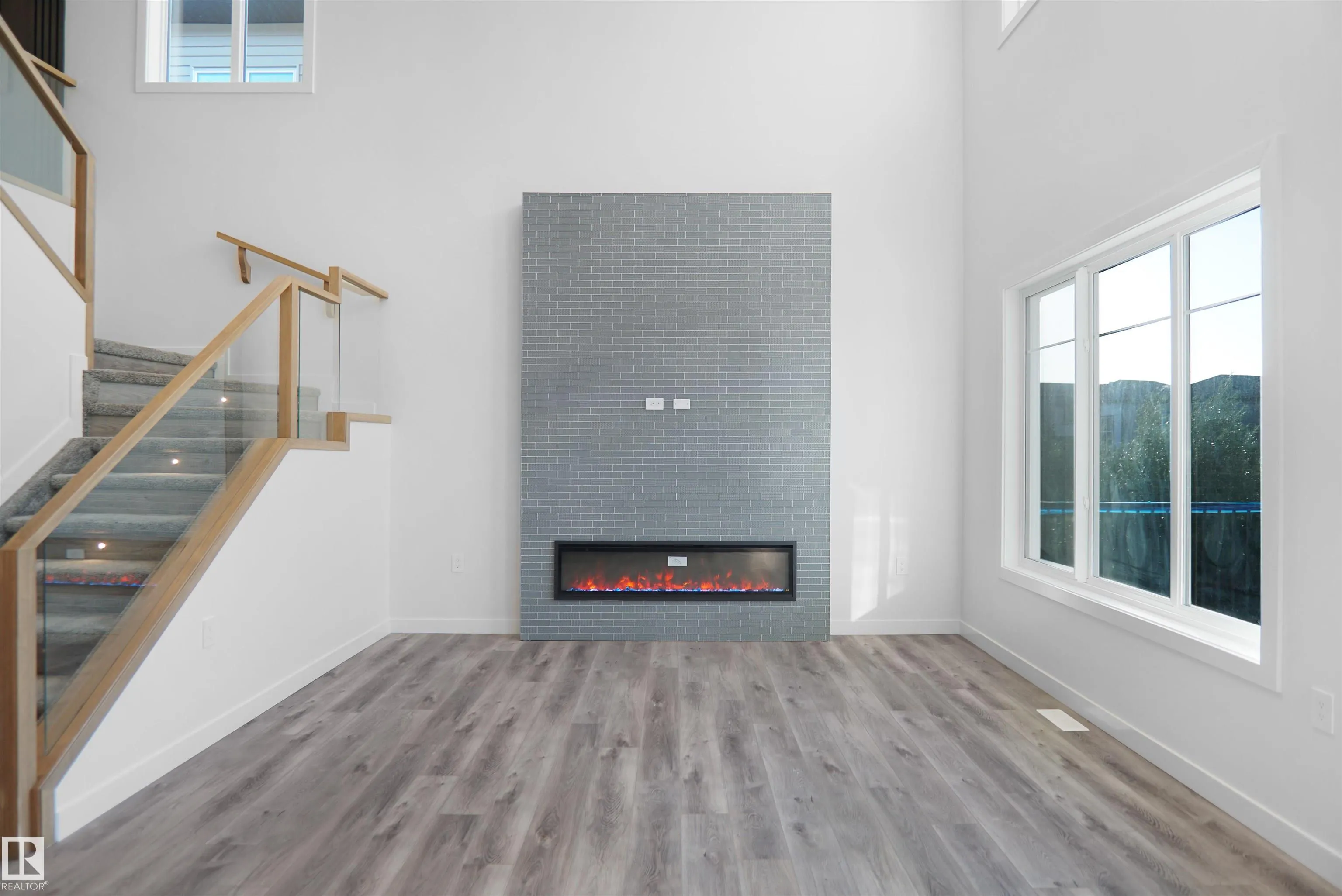 79 MEADOWGROVE LANE