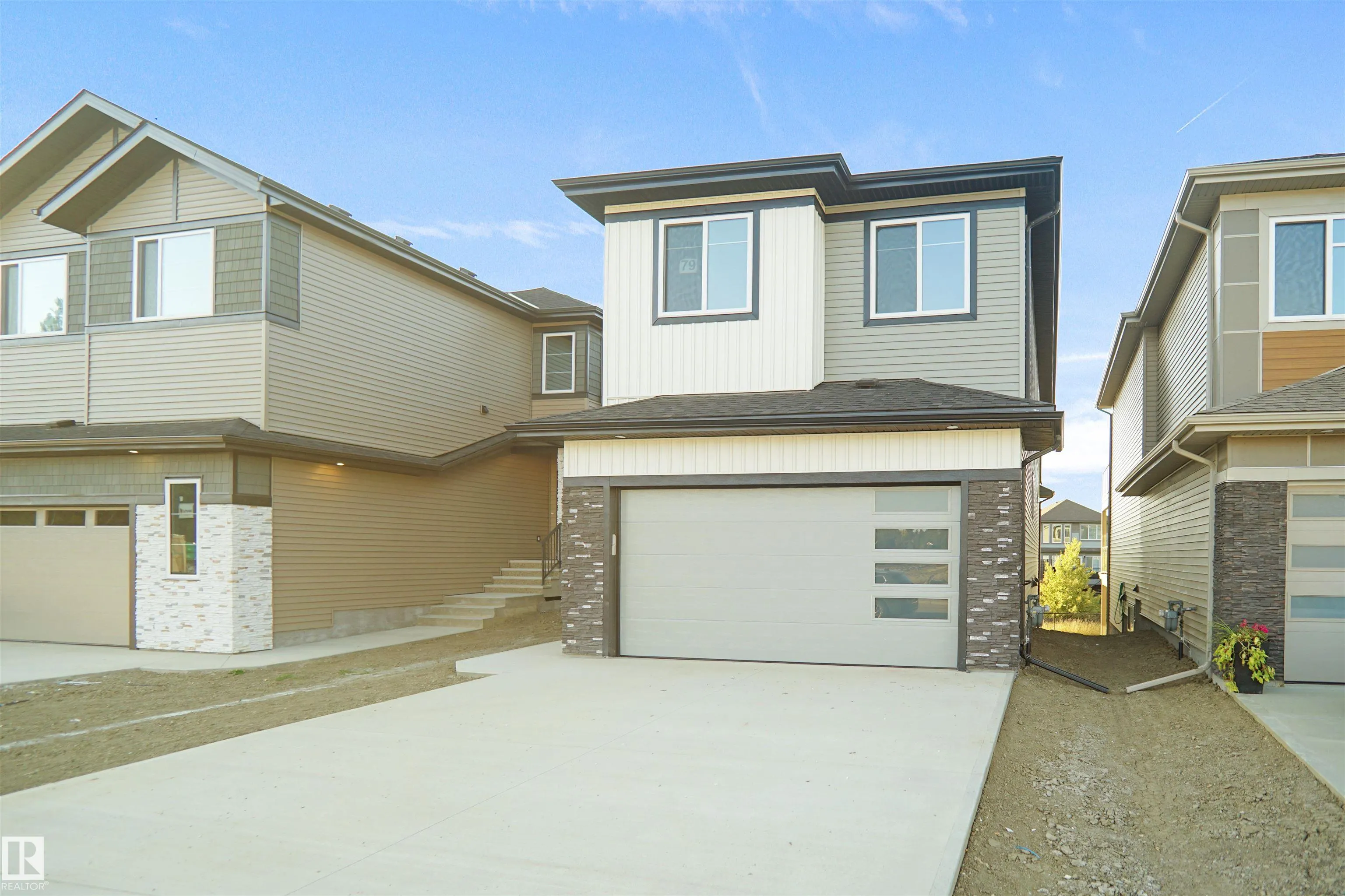 79 MEADOWGROVE LANE