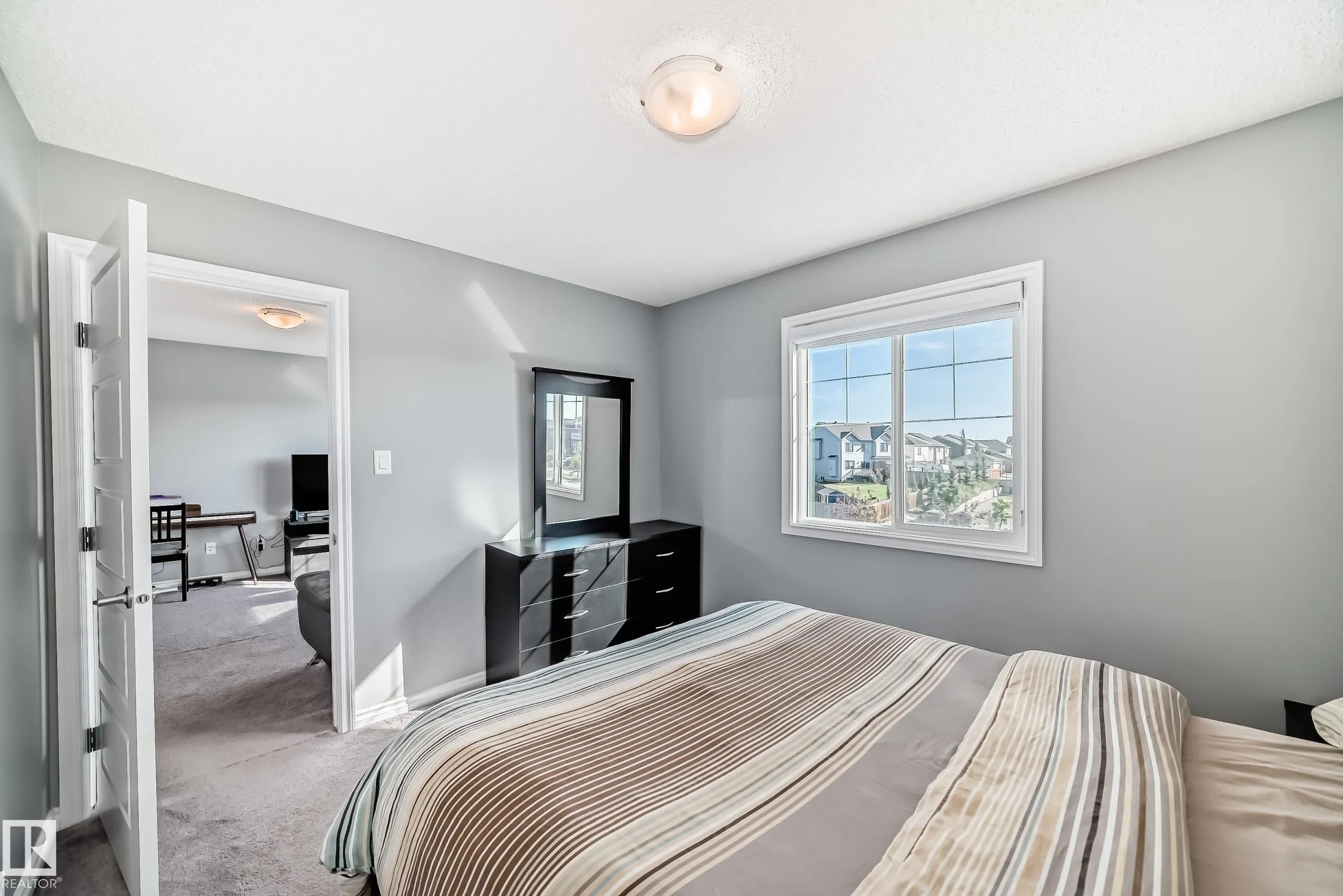 3396 Cutler Crescent