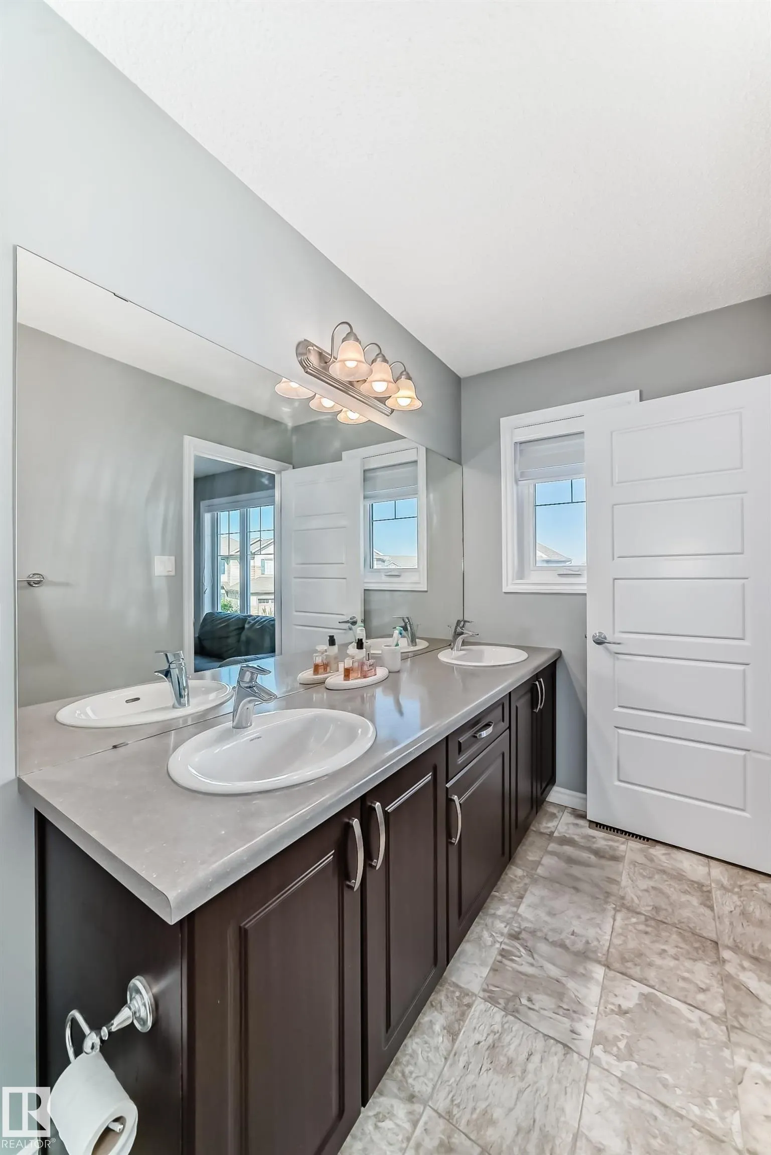 3396 Cutler Crescent