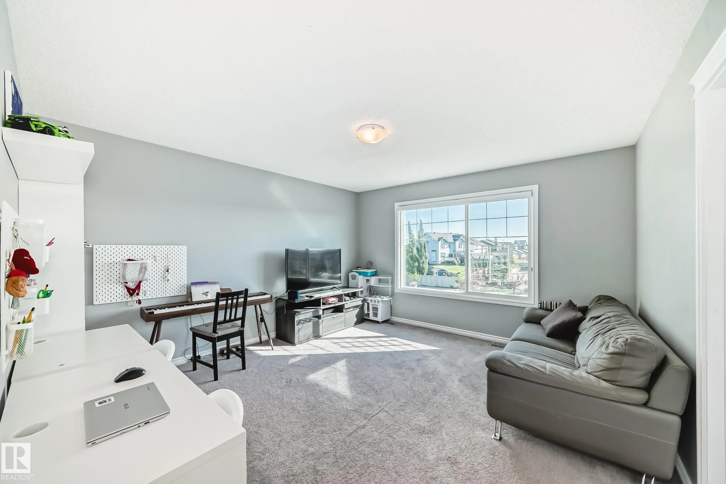 3396 Cutler Crescent