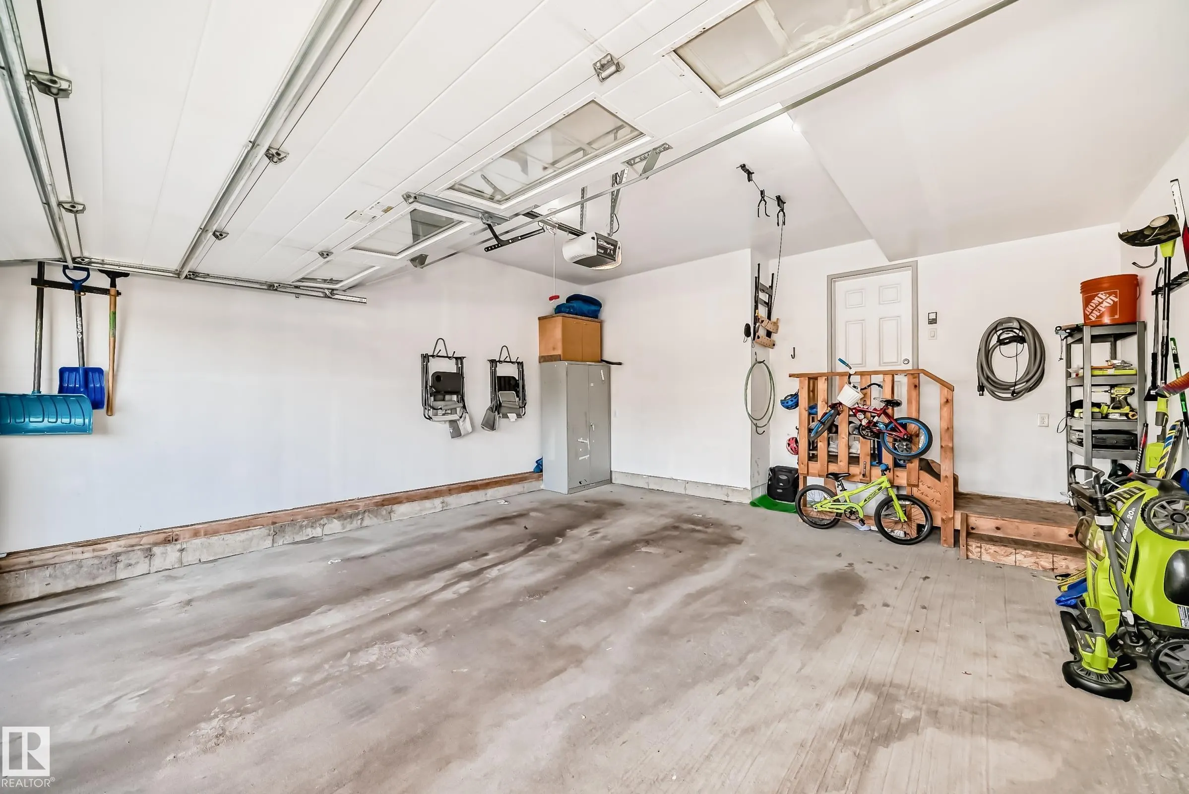 3396 Cutler Crescent