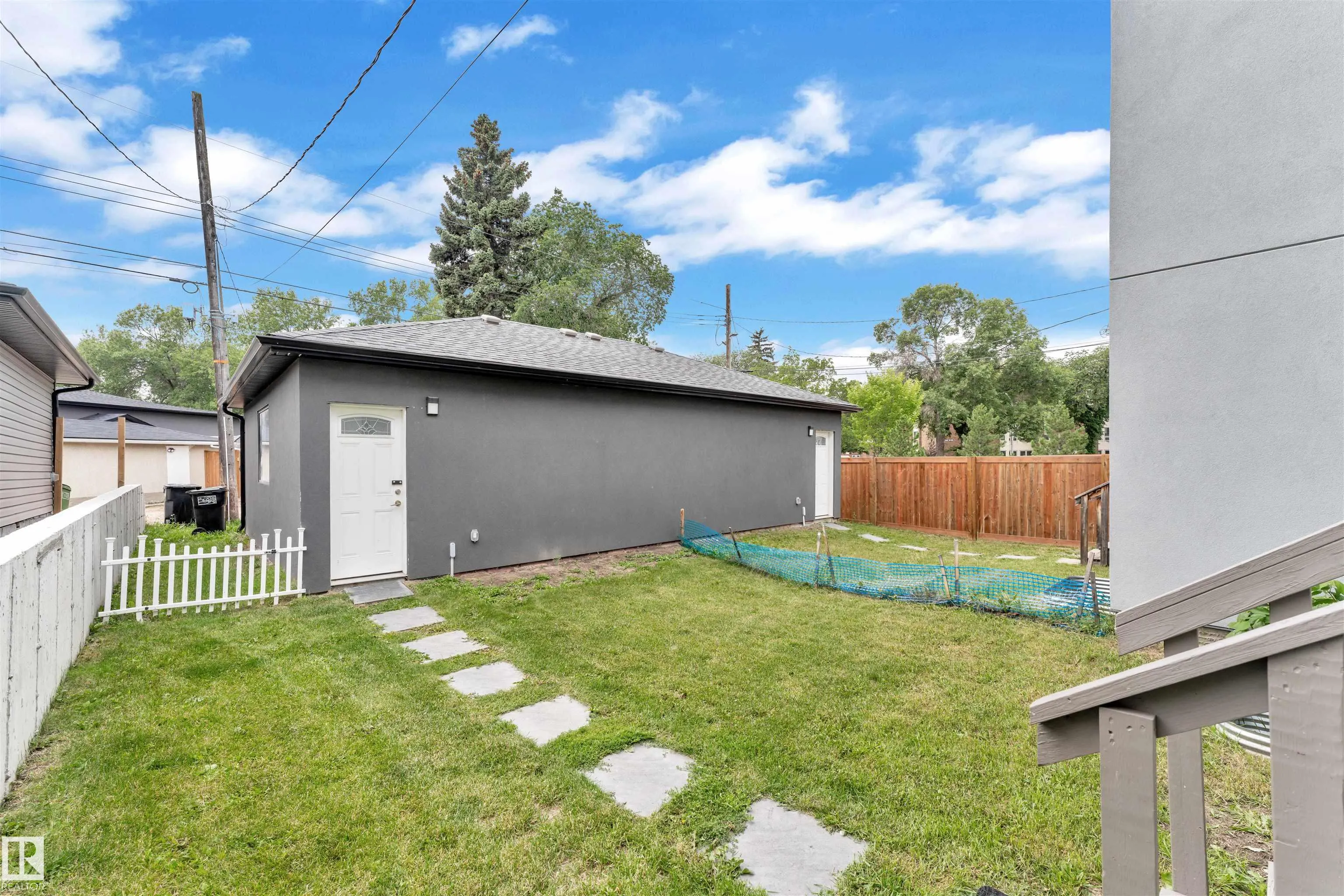 9327 Connors Road