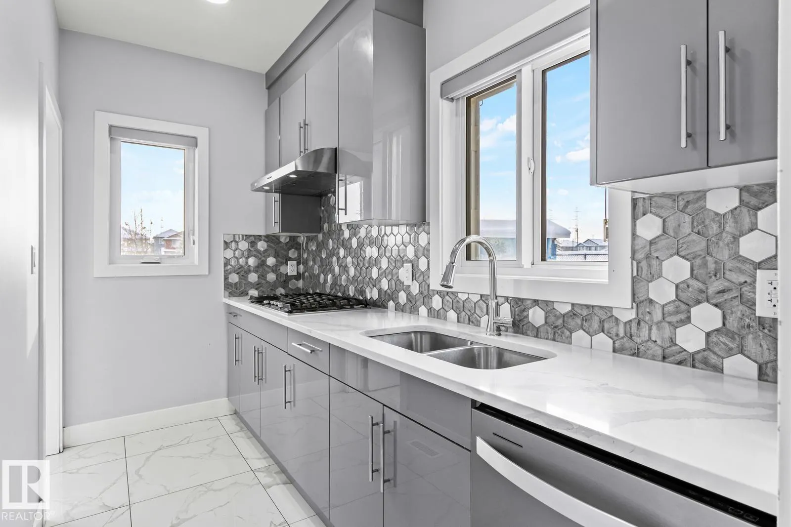1432 25st