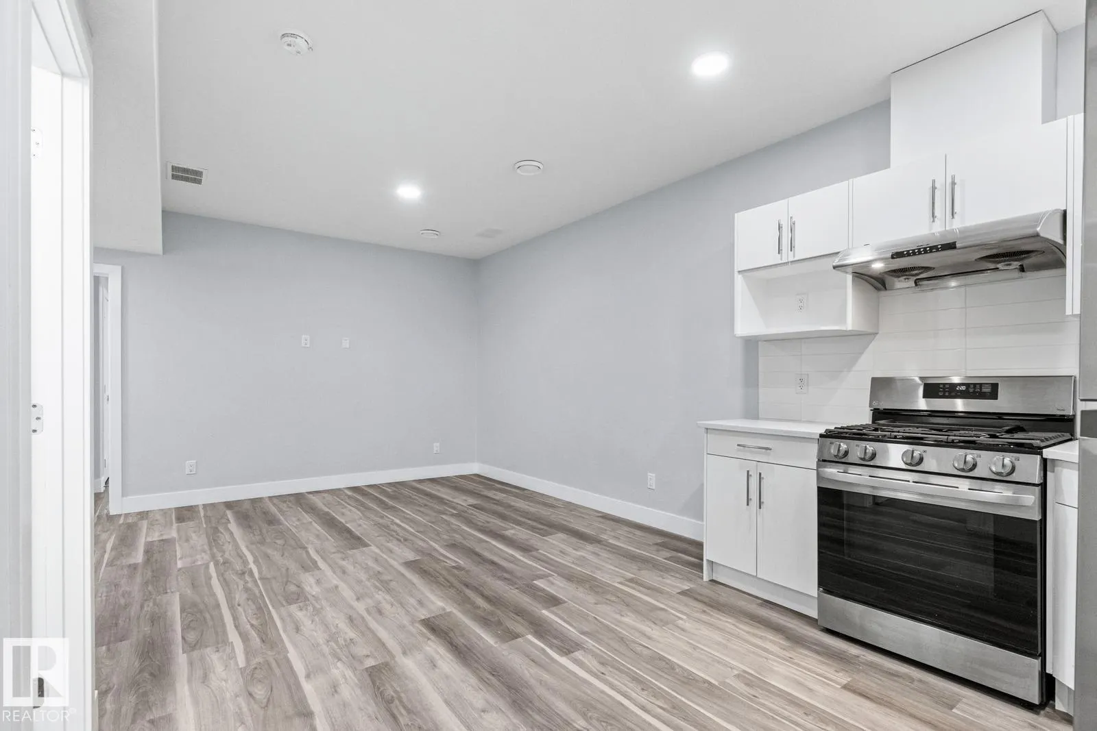 1432 25st