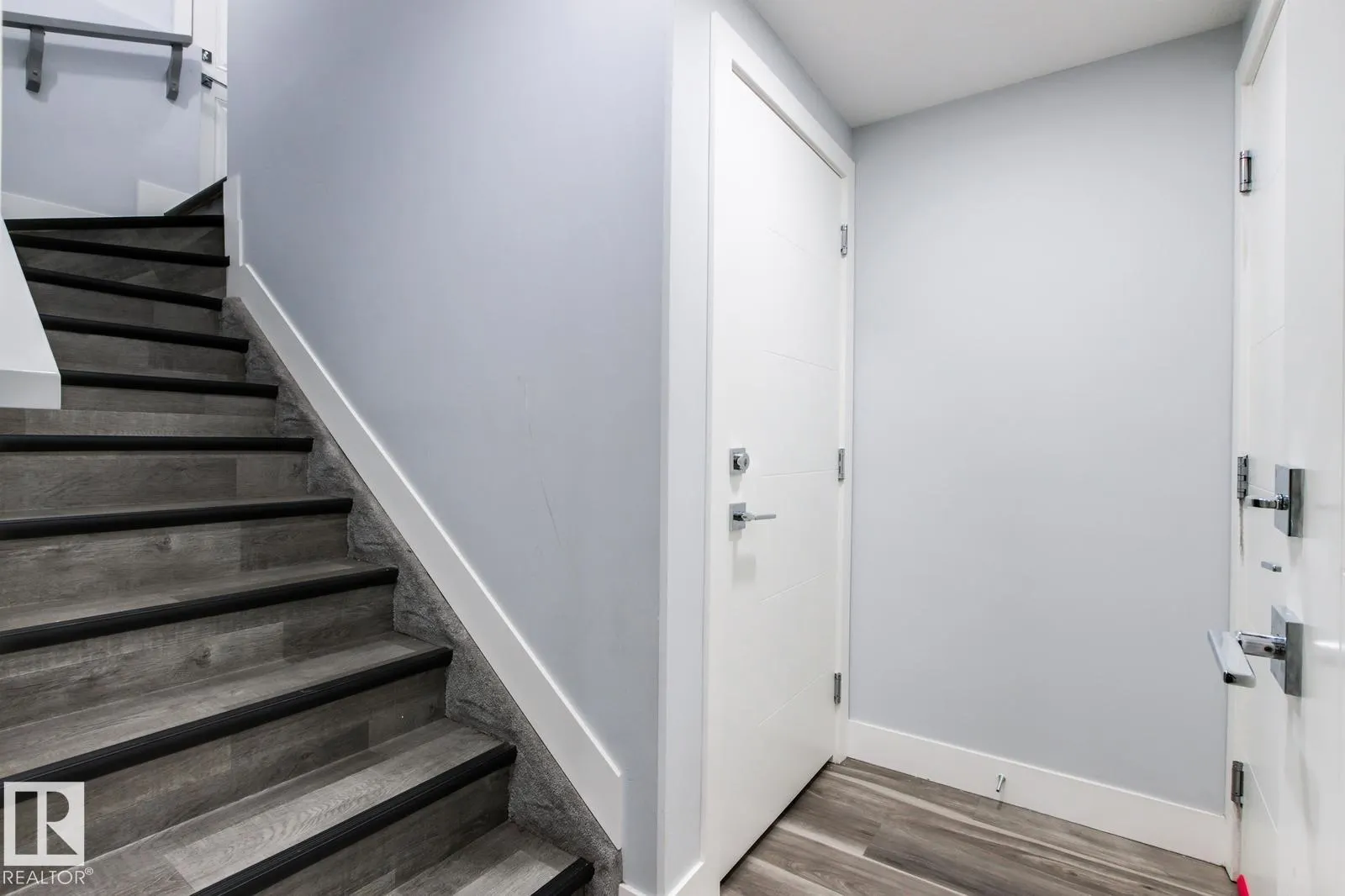 1432 25st
