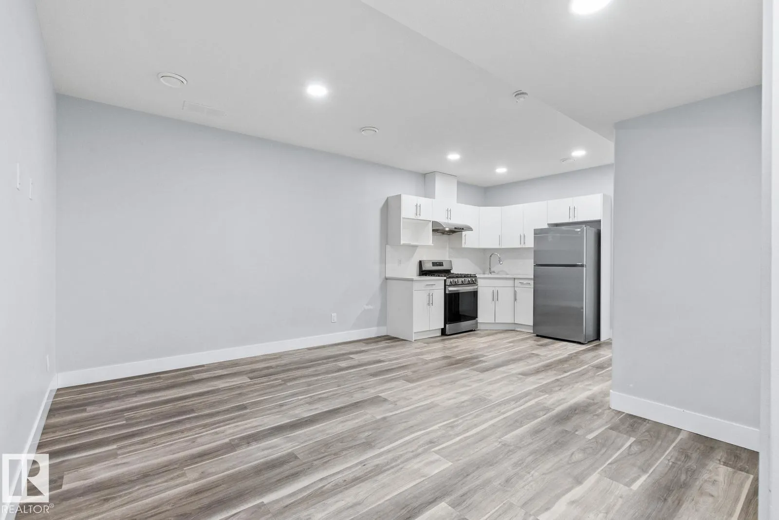 1432 25st