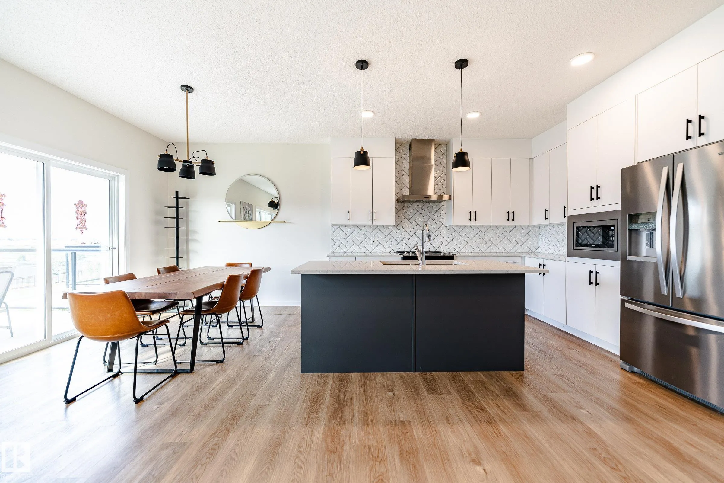 2684 DONAGHEY CRESCENT