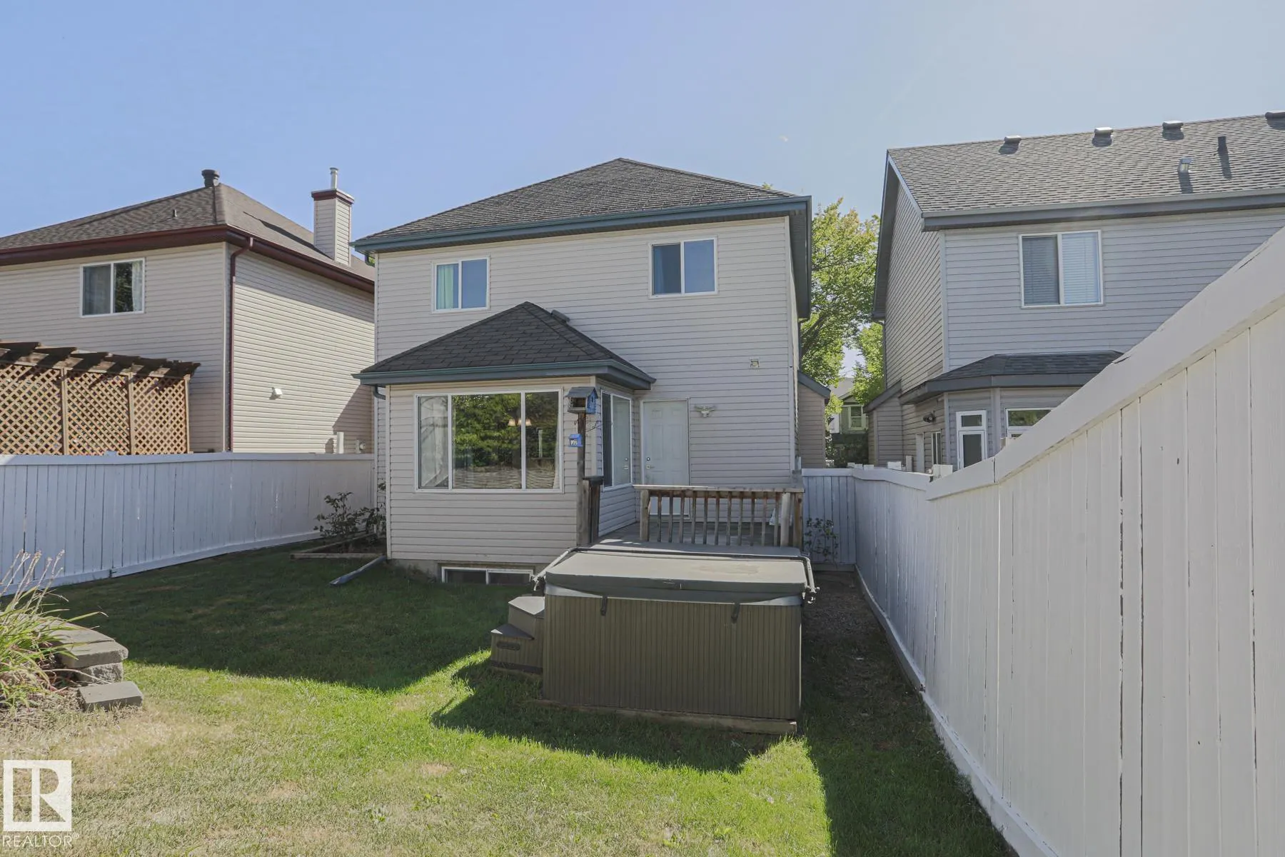 1824 TUFFORD Way