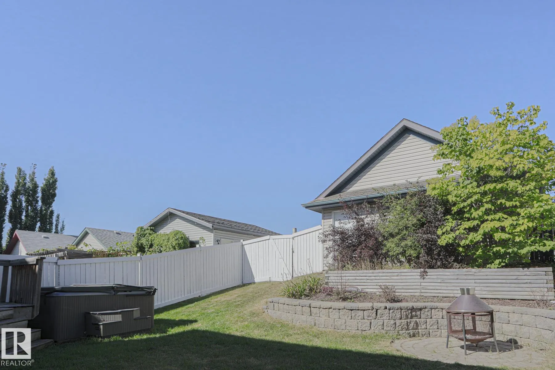 1824 TUFFORD Way