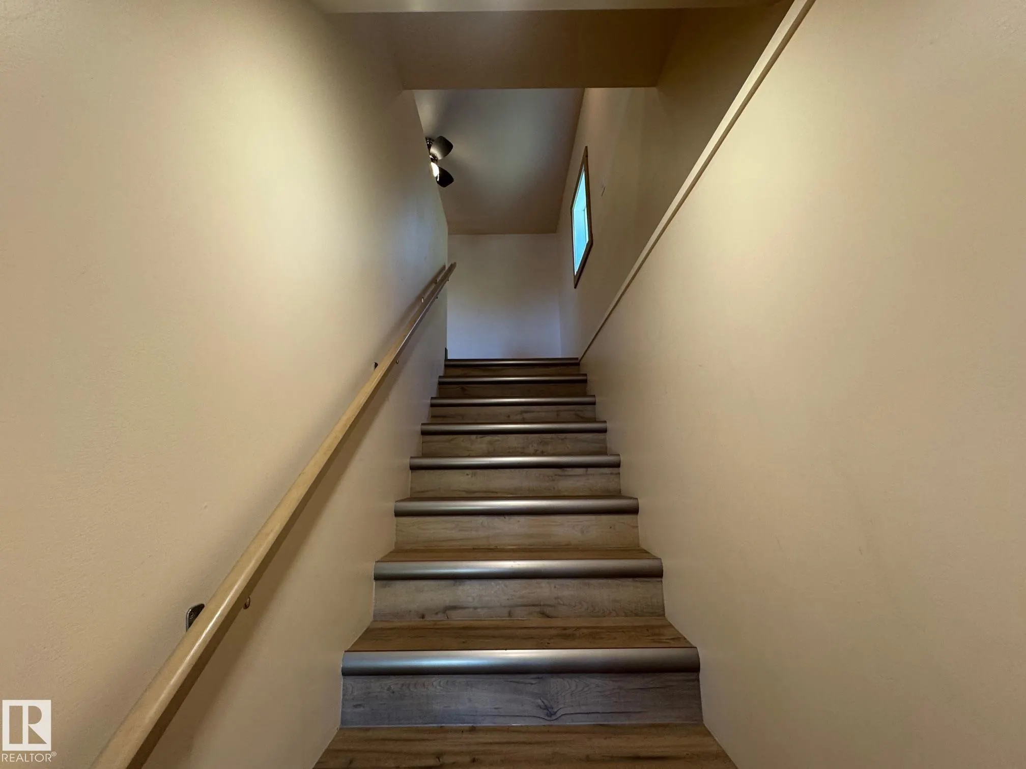 220 Lakeshore Drive