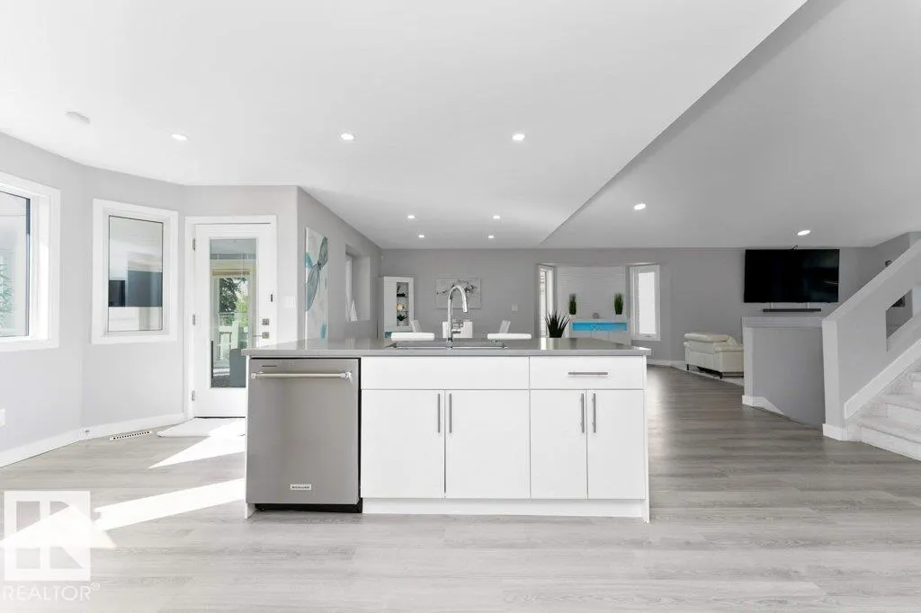 1611 WELBOURN COVE Cove