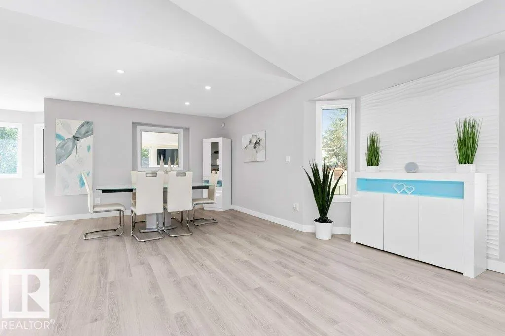 1611 WELBOURN COVE Cove