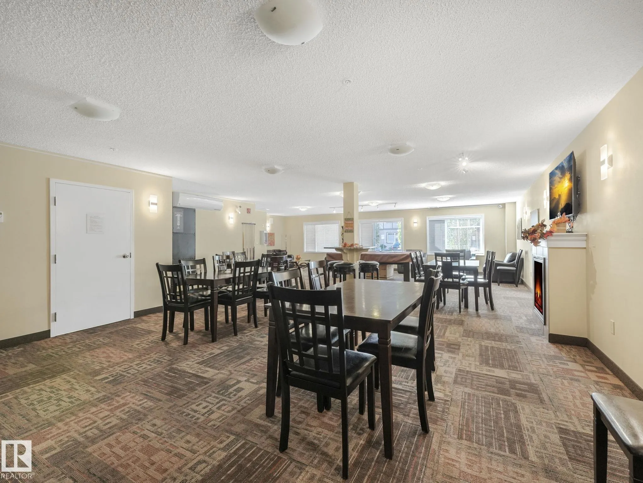 2045 GRANTHAM Court