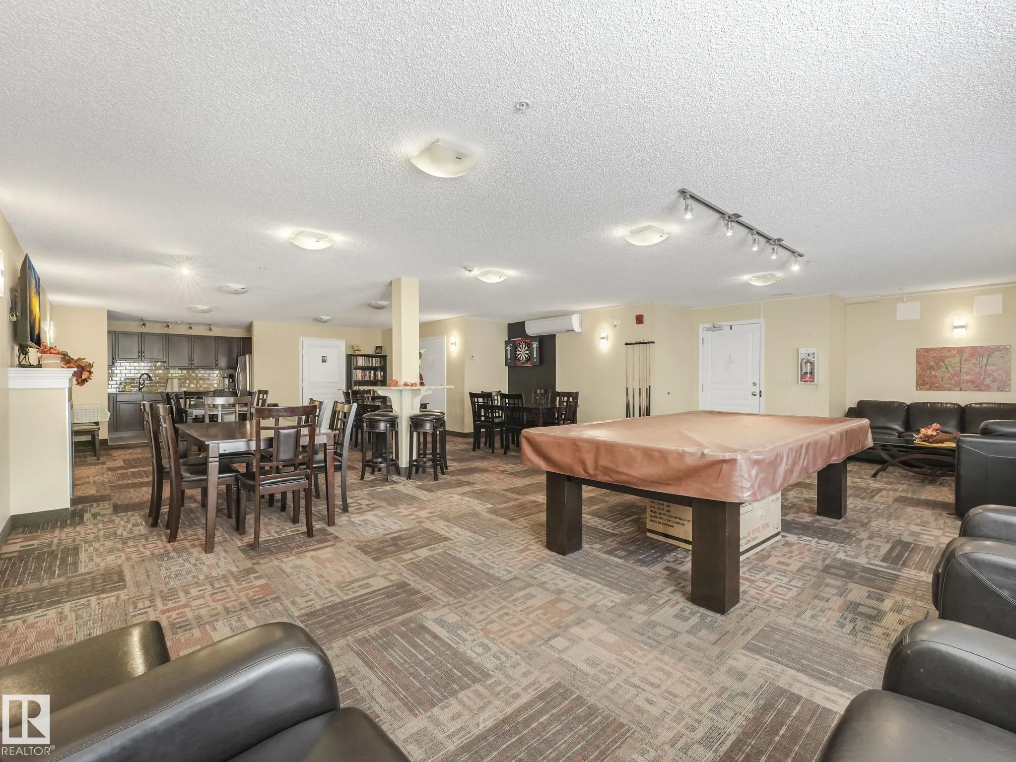 2045 GRANTHAM Court